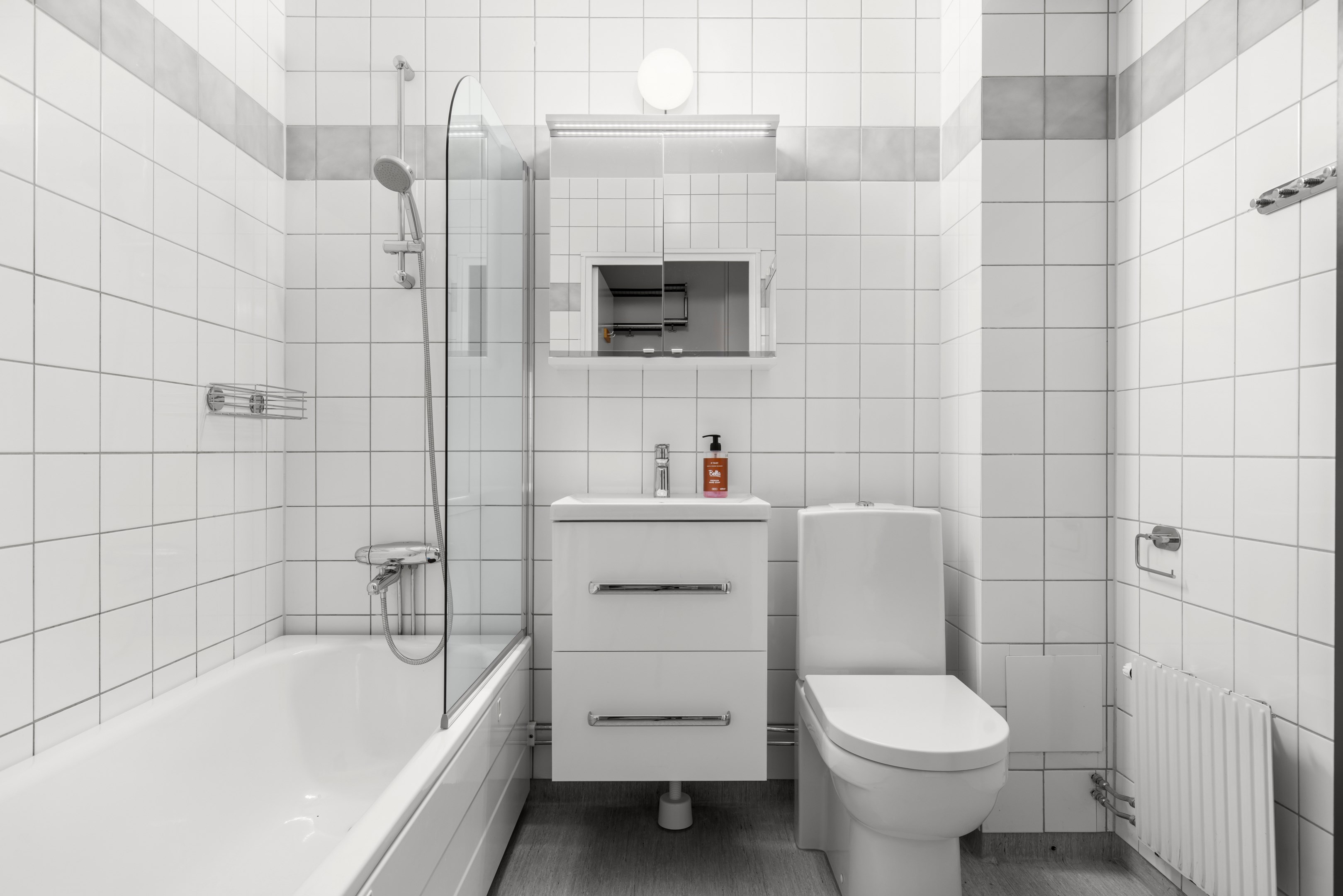 Bostadsbild från Skarpövägen 1, Såld i Västra Orminge, Nacka