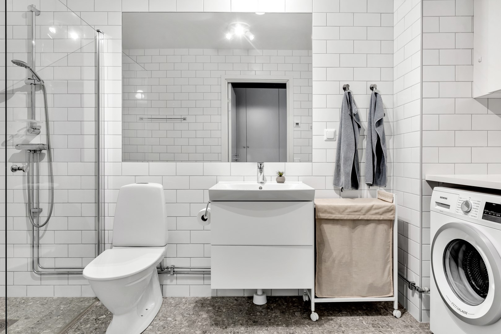 Bostadsbild från Fyrislundsgatan 23B, Såld i Salabacke, Uppsala