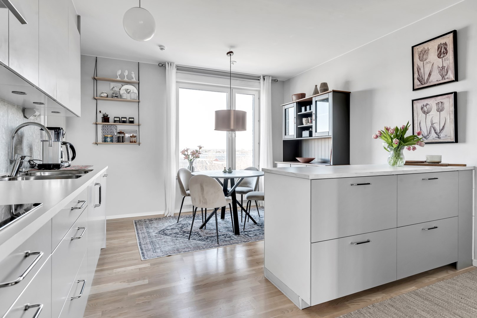 Bostadsbild från Fyrislundsgatan 23B, Såld i Salabacke, Uppsala