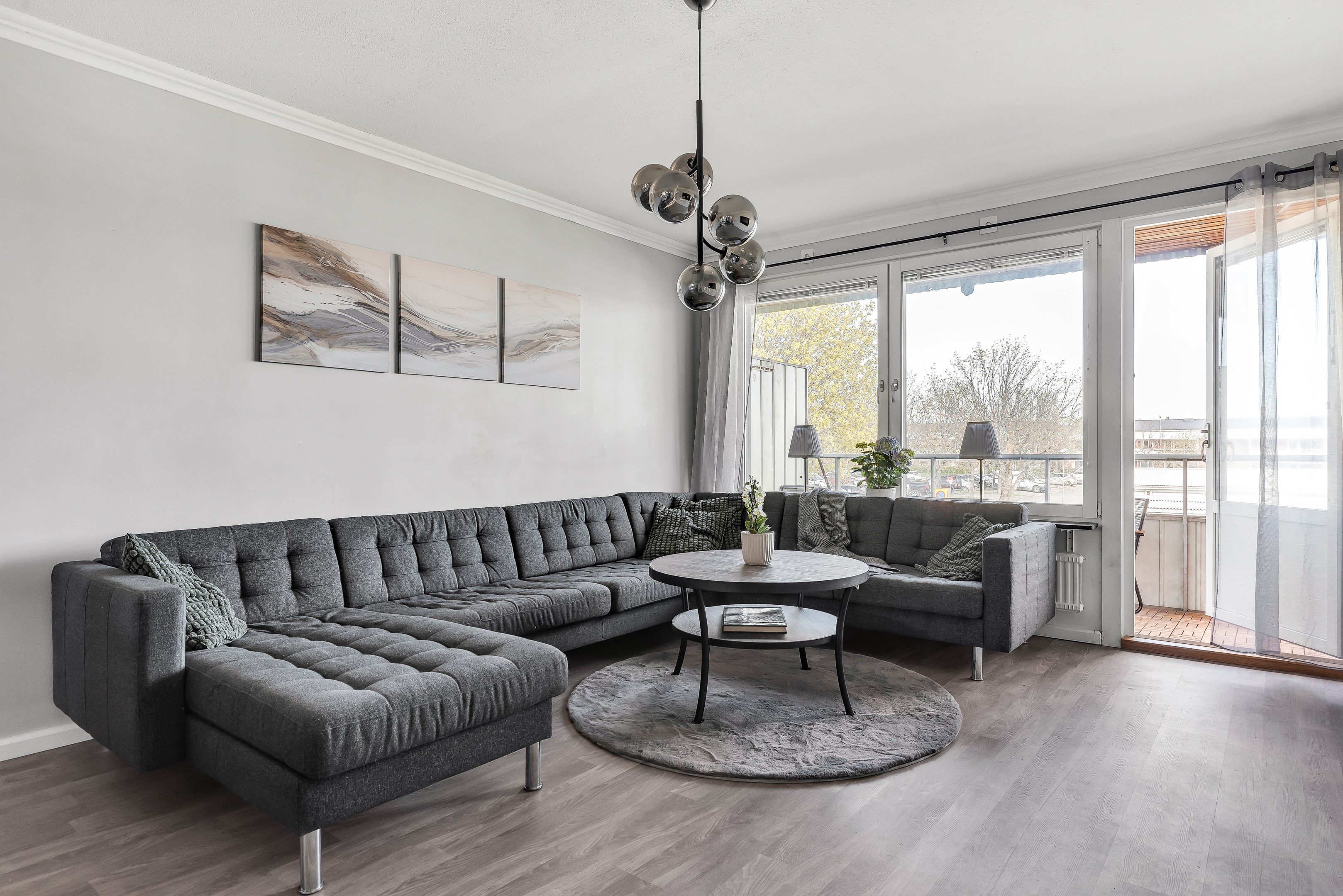 Bostadsbild från Kamomillgatan 9, Såld i Årsta, Uppsala