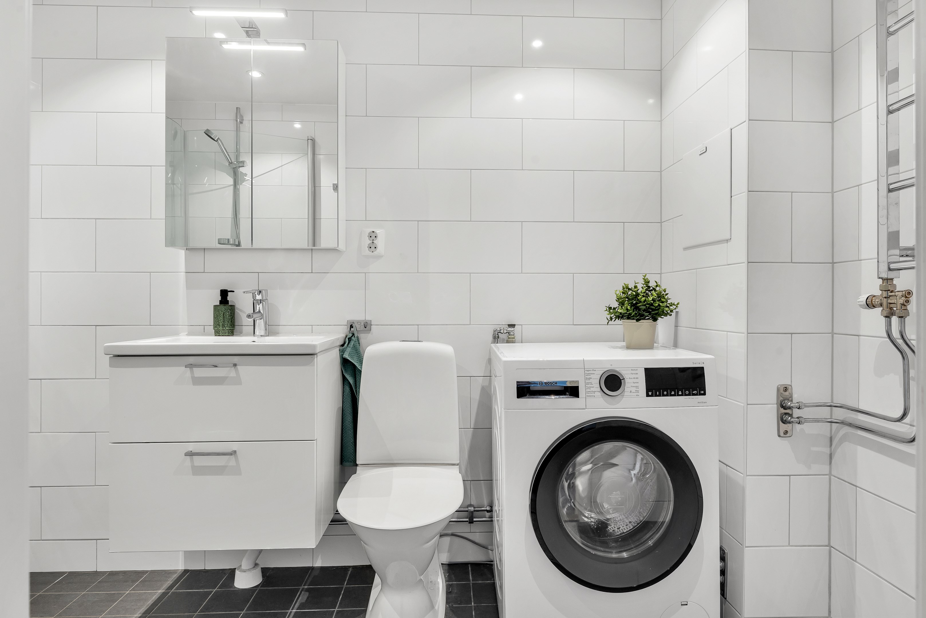 Bostadsbild från Kamomillgatan 9, Såld i Årsta, Uppsala