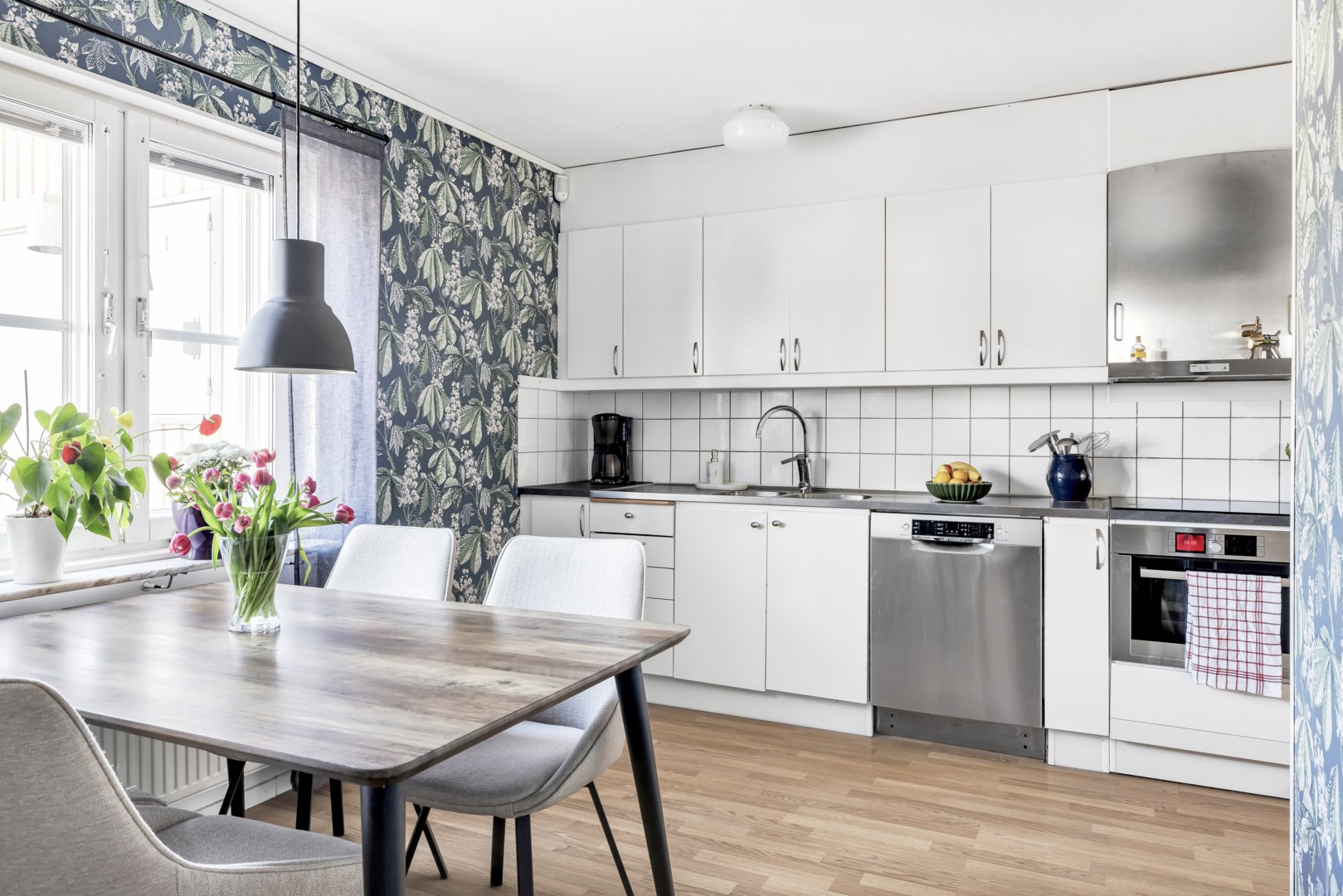 Bostadsbild från Dalaresan 46, Såld i Sävja, Uppsala