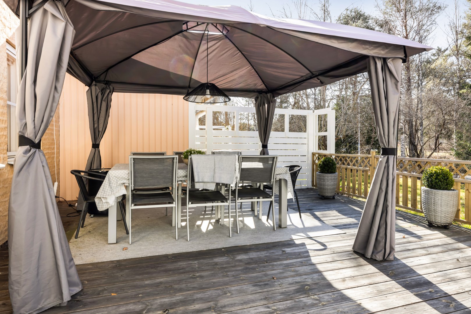 Bostadsbild från Dalaresan 46, Såld i Sävja, Uppsala