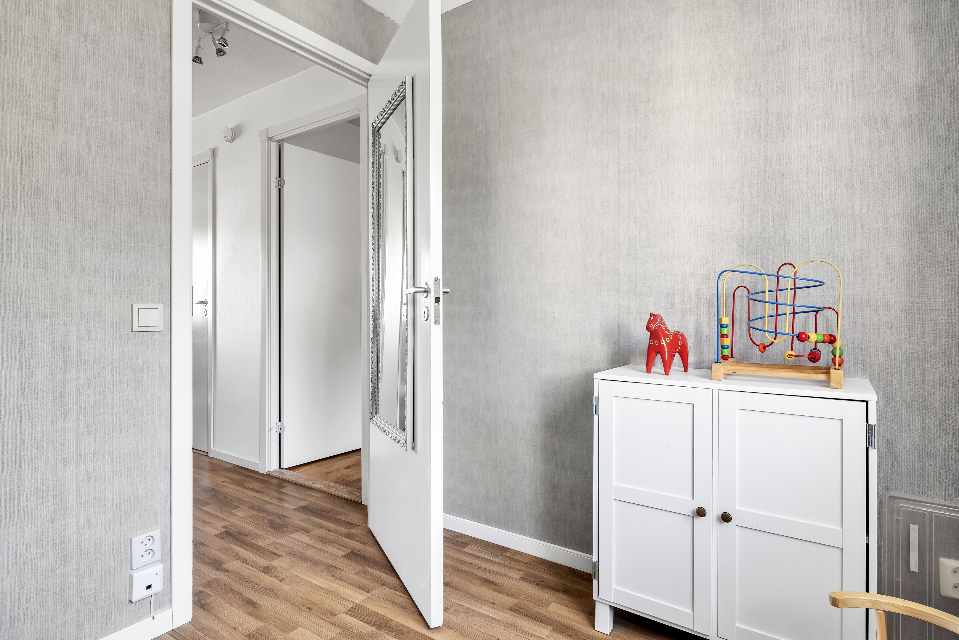 Bostadsbild från Dalaresan 46, Såld i Sävja, Uppsala