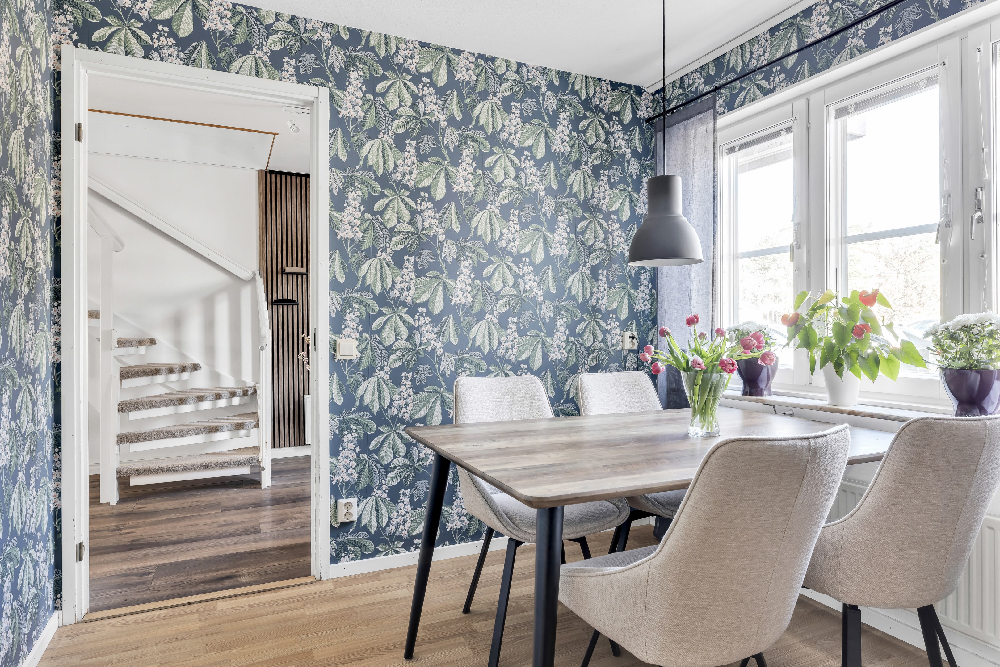 Bostadsbild från Dalaresan 46, Såld i Sävja, Uppsala