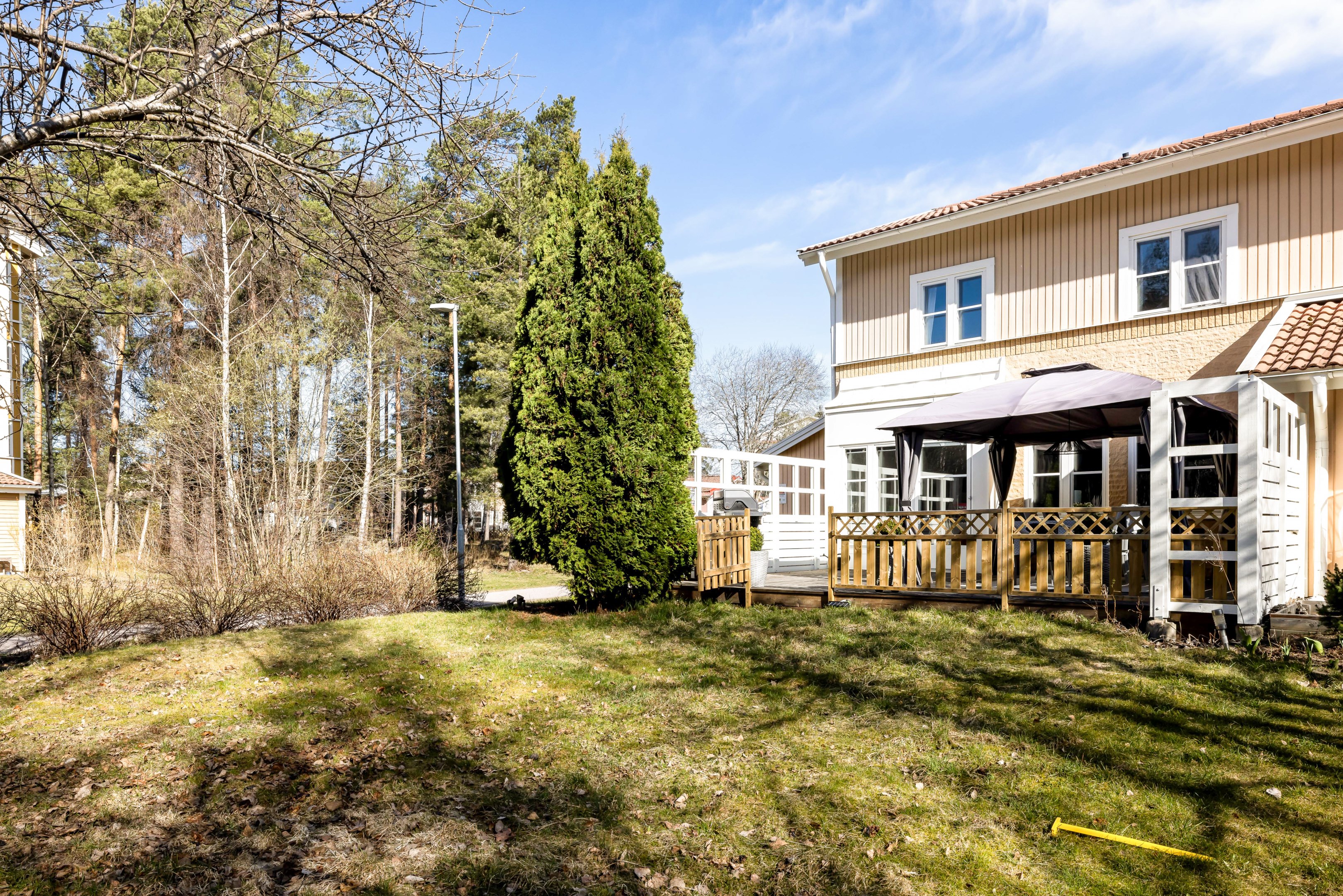 Bostadsbild från Dalaresan 46, Såld i Sävja, Uppsala