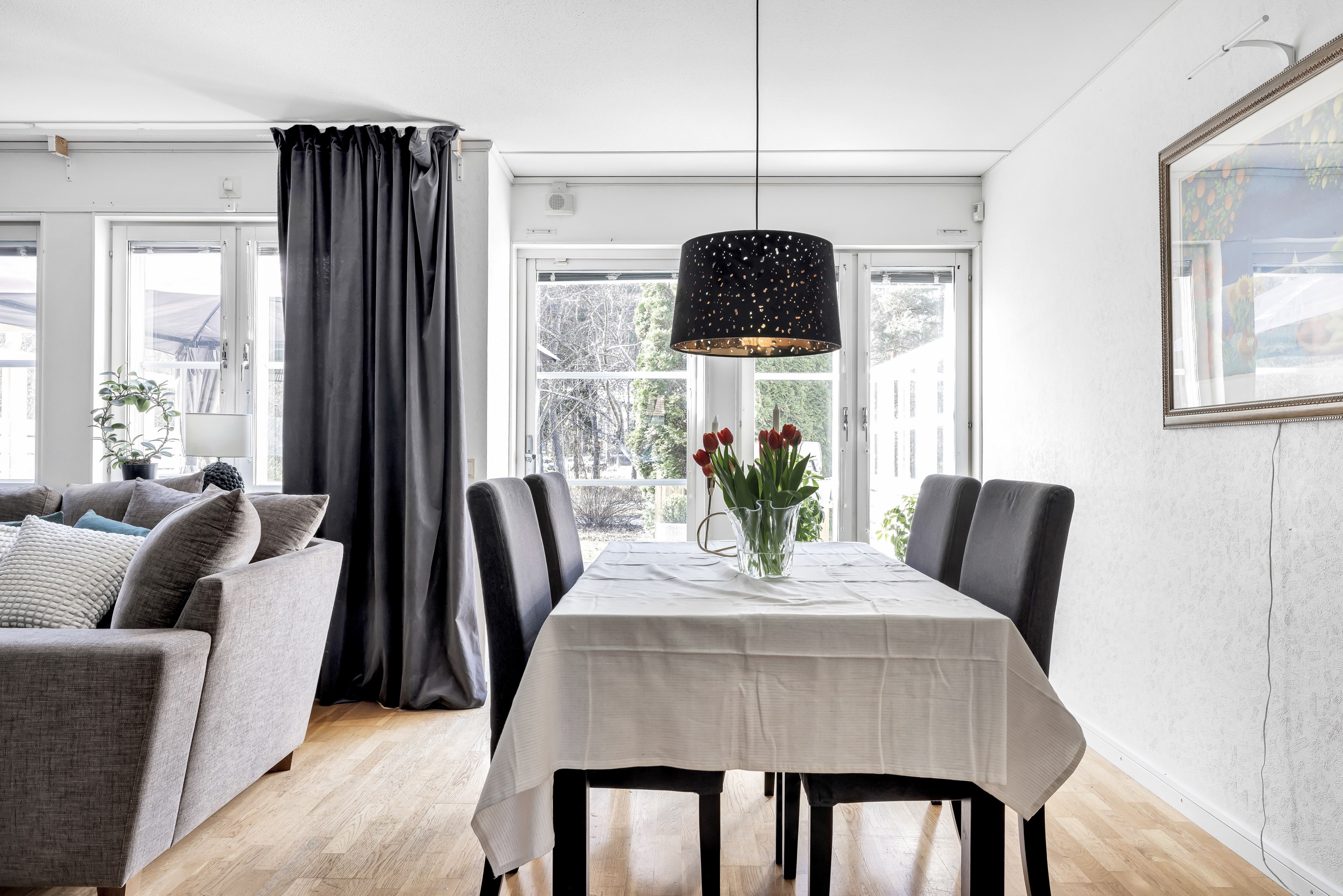 Bostadsbild från Dalaresan 46, Såld i Sävja, Uppsala