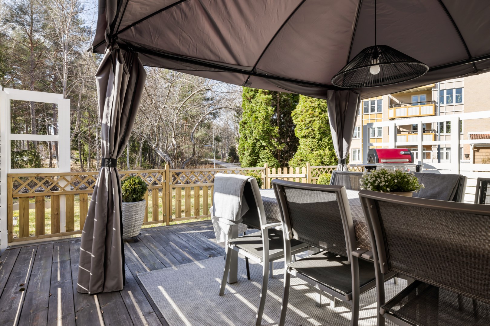 Bostadsbild från Dalaresan 46, Såld i Sävja, Uppsala