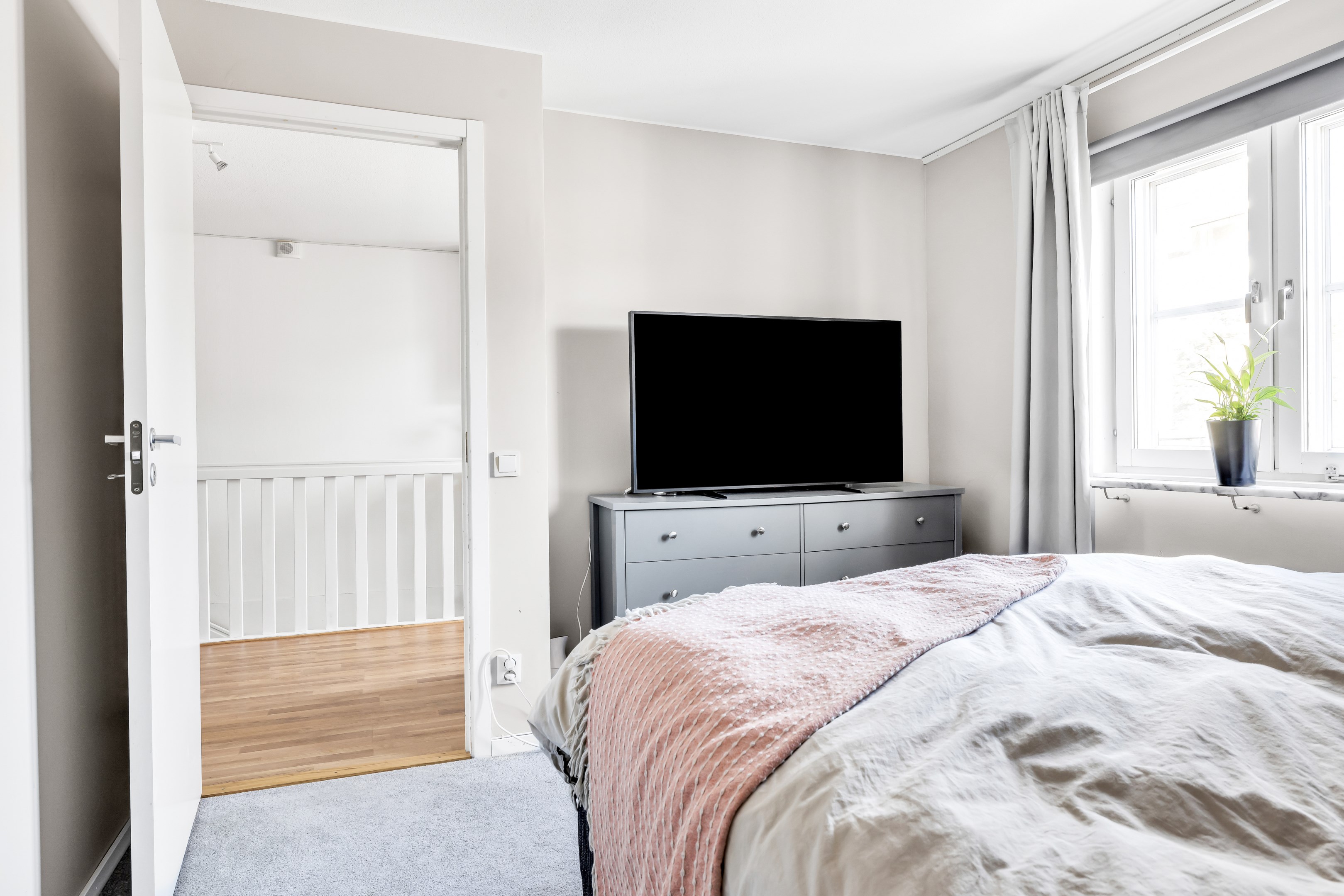 Bostadsbild från Dalaresan 46, Såld i Sävja, Uppsala