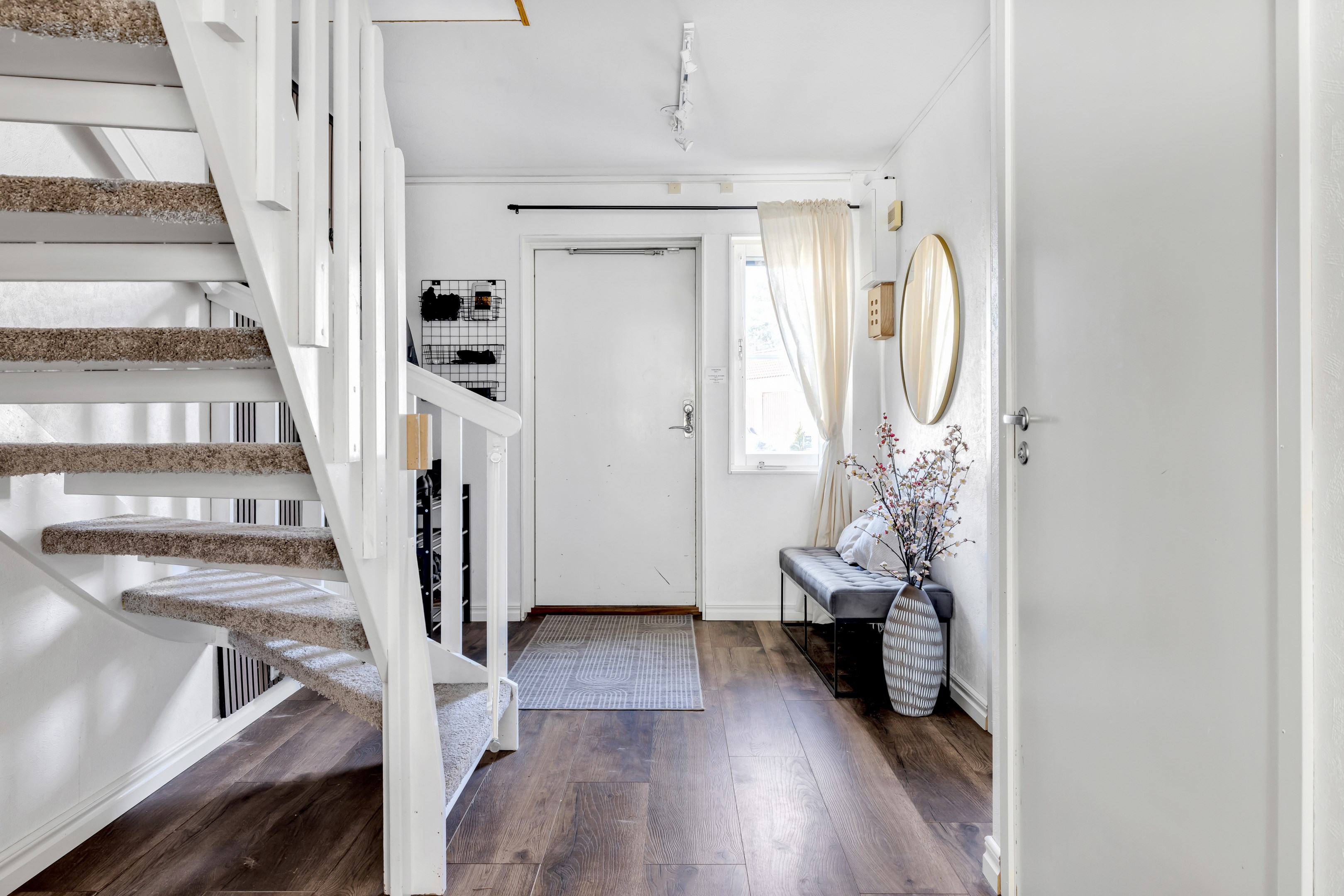 Bostadsbild från Dalaresan 46, Såld i Sävja, Uppsala