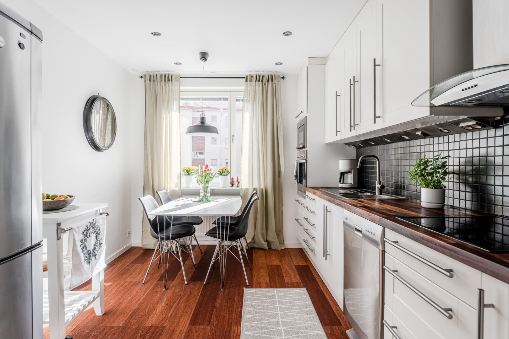 Bostadsbild från Källparksgatan 8C, Såld i Salabacke, Uppsala