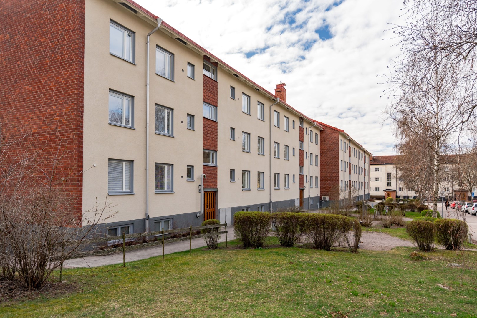 Bostadsbild från Källparksgatan 8C, Såld i Salabacke, Uppsala