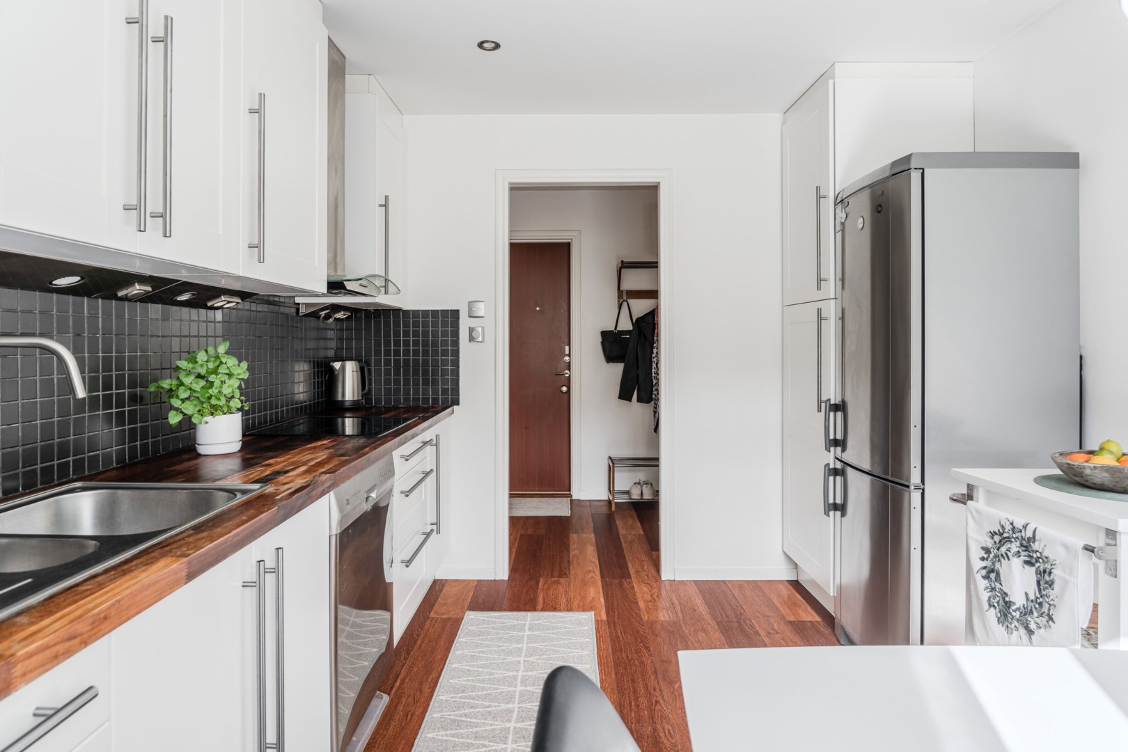 Bostadsbild från Källparksgatan 8C, Såld i Salabacke, Uppsala