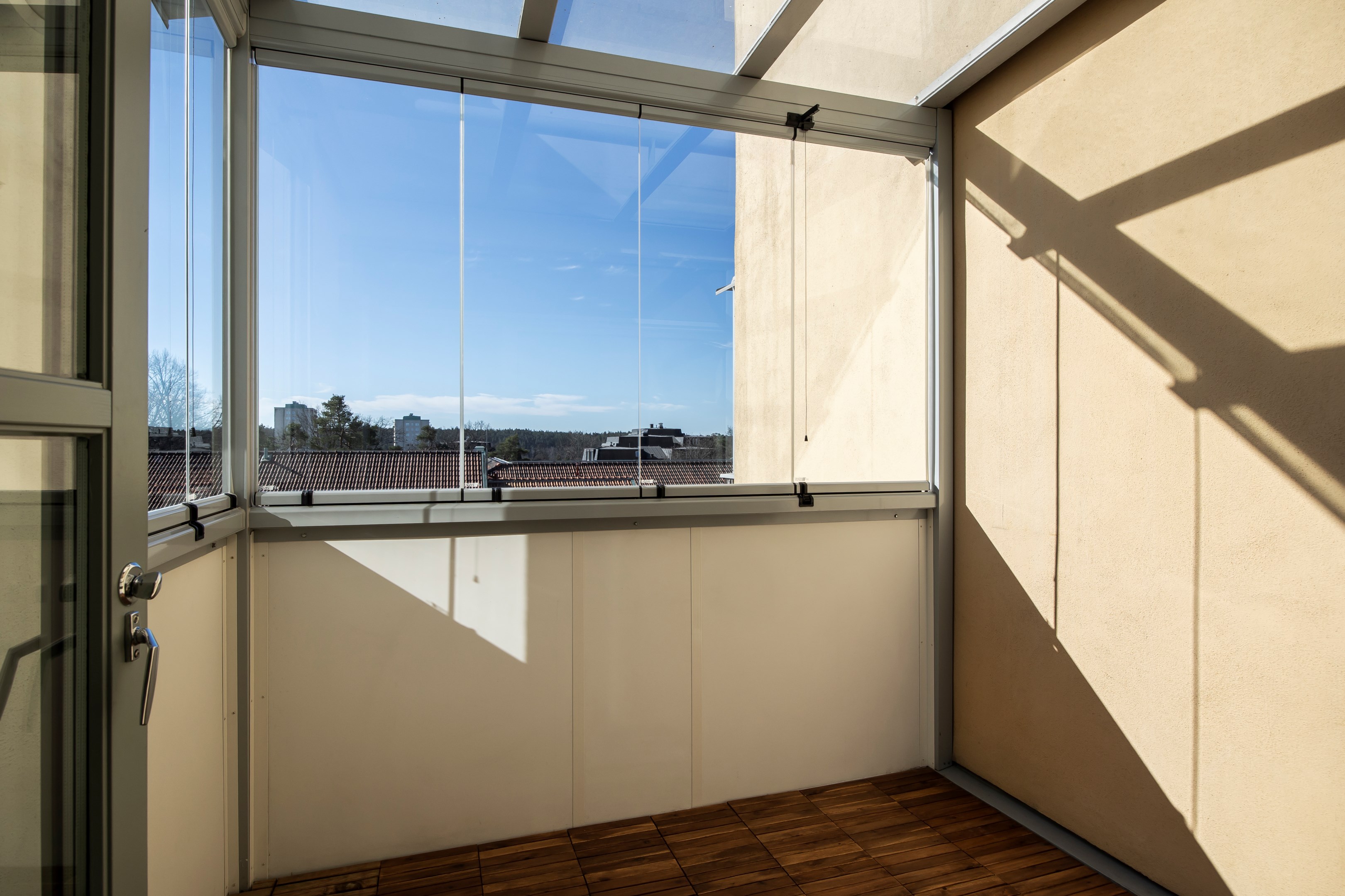 Bostadsbild från Tallidsvägen 2, Såld i Finntorp, Nacka