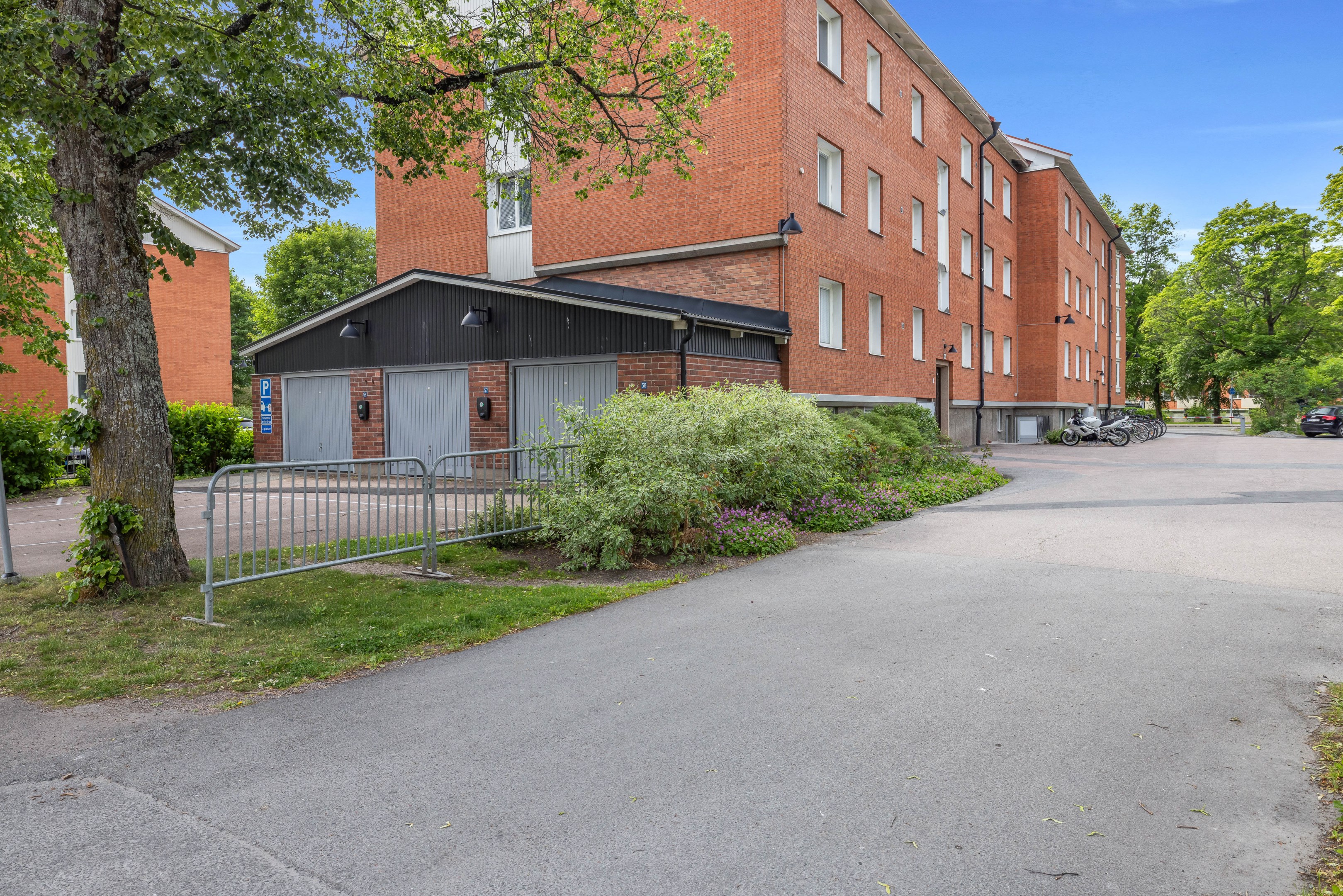 Bostadsbild från Årstagatan 45, Snart till salu i Salabacke, Uppsala