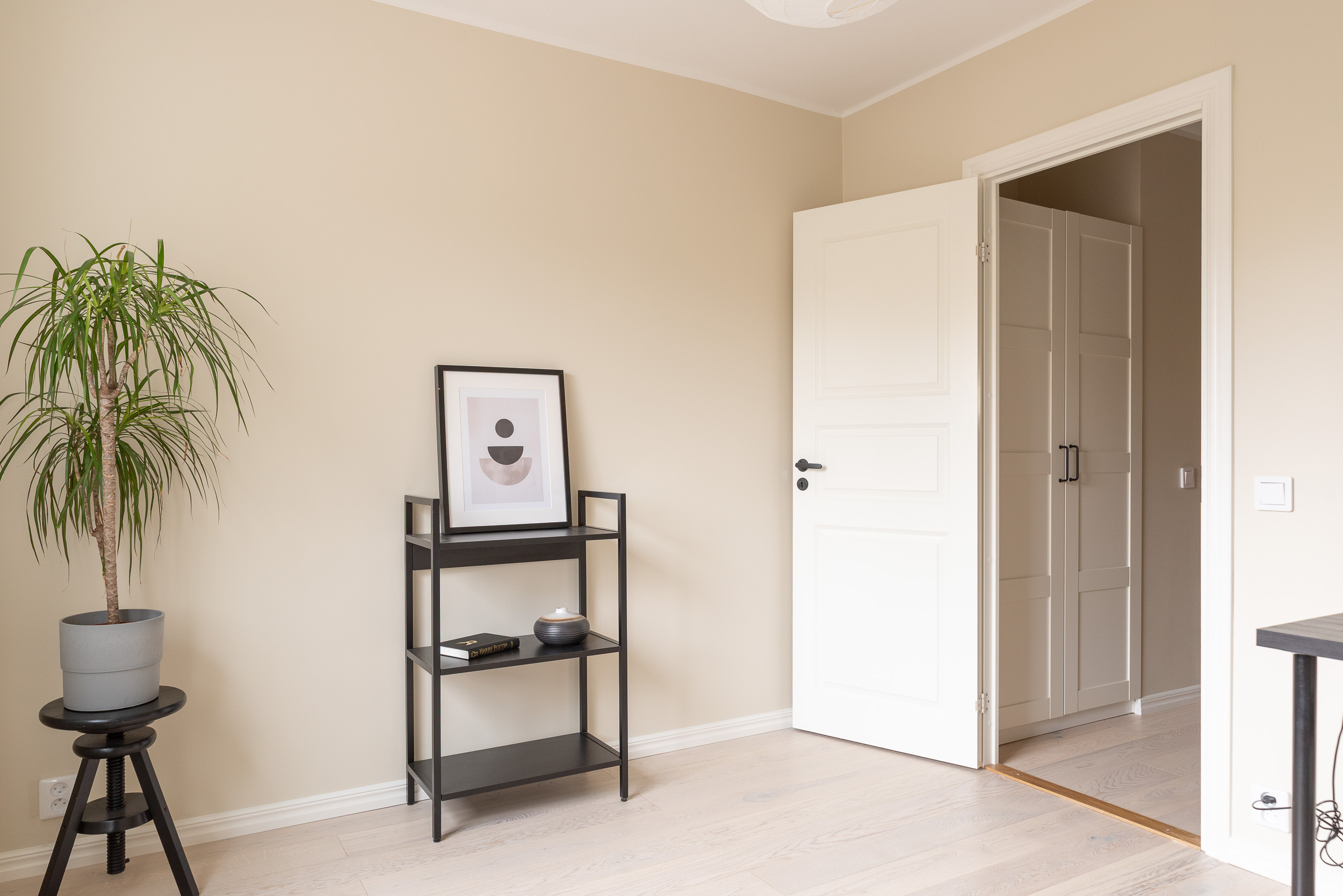 Bostadsbild från Kaserngatan 63, Såld i Viksäng, Västerås