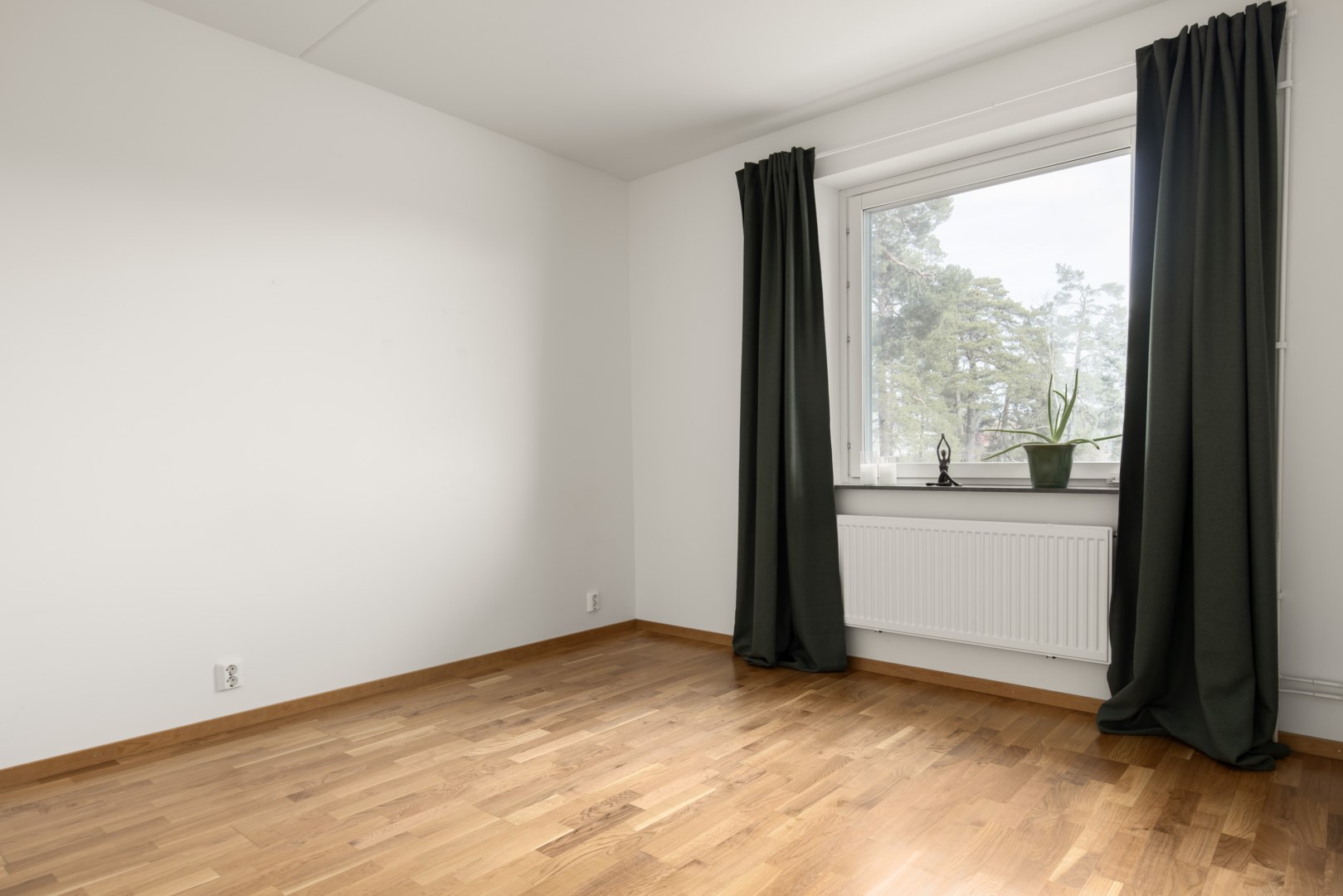 Bostadsbild från Hedenströms väg 13, 2tr, Såld i Tollare, Nacka