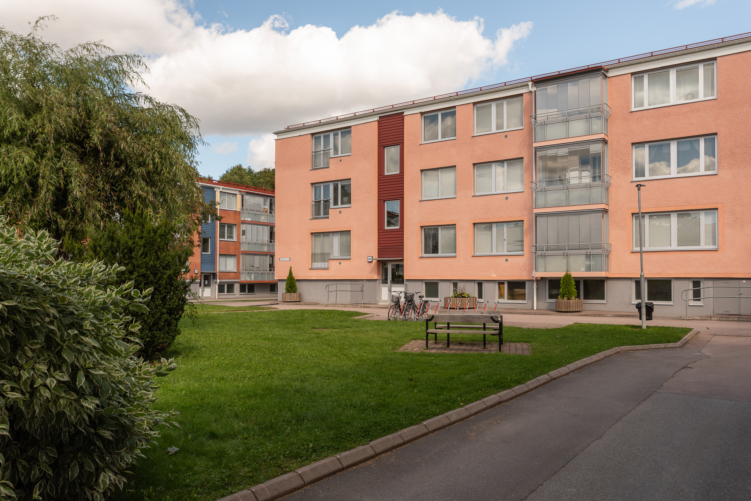 Bostadsbild från Bofinksvägen 37, Till salu i Råby, Västerås