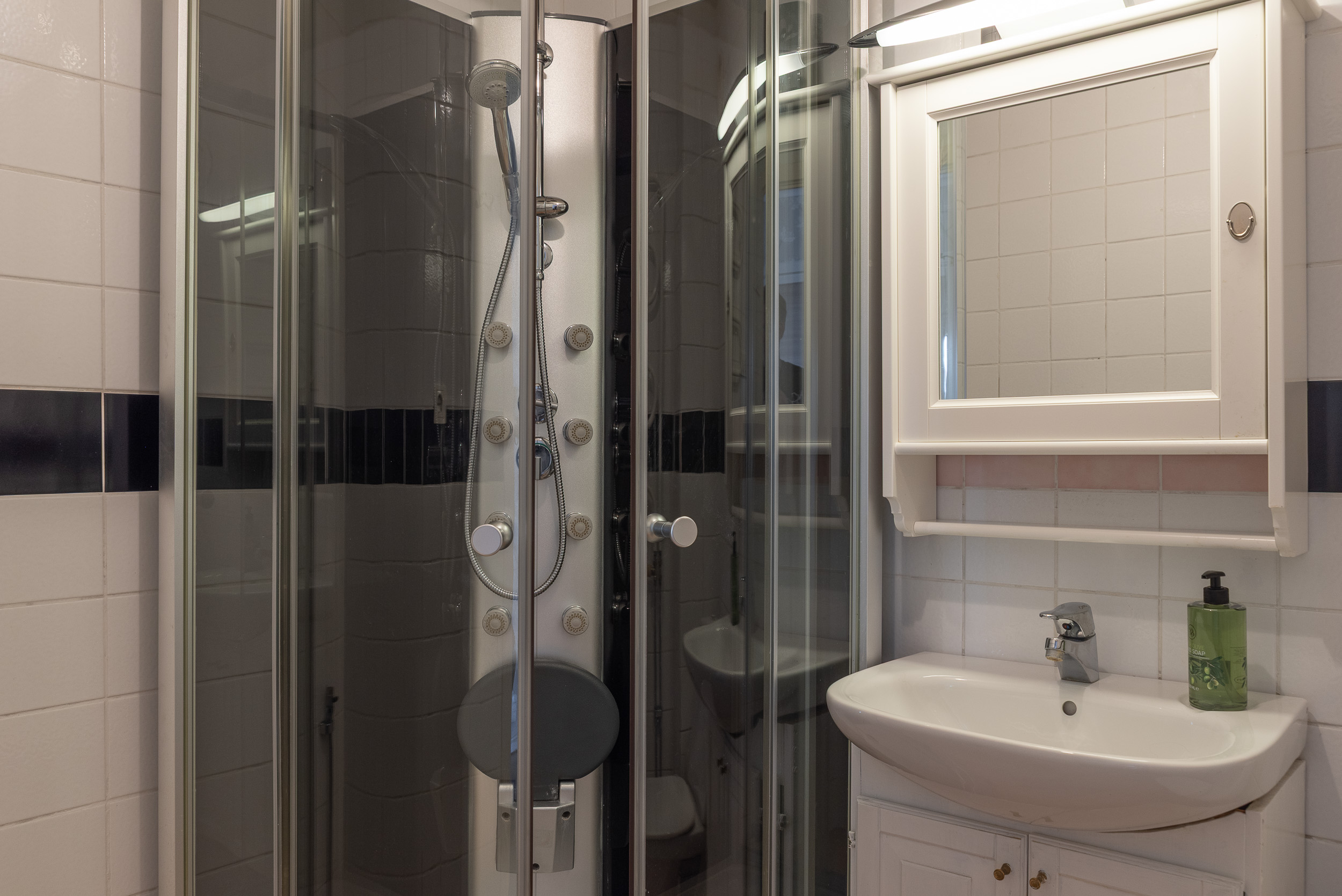 Bostadsbild från Adolf Zethelius gata 13, Såld i Bäckby, Västerås