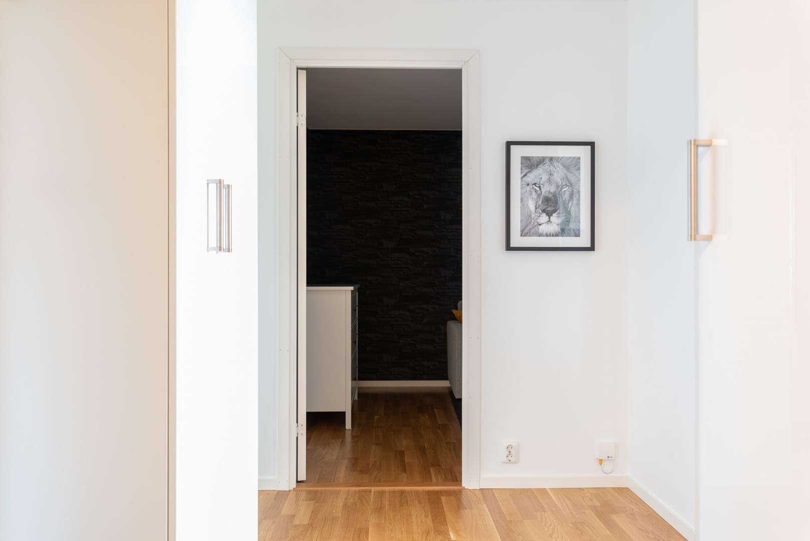 Bostadsbild från Släggkastargatan 5, Såld i Rönnby, Västerås