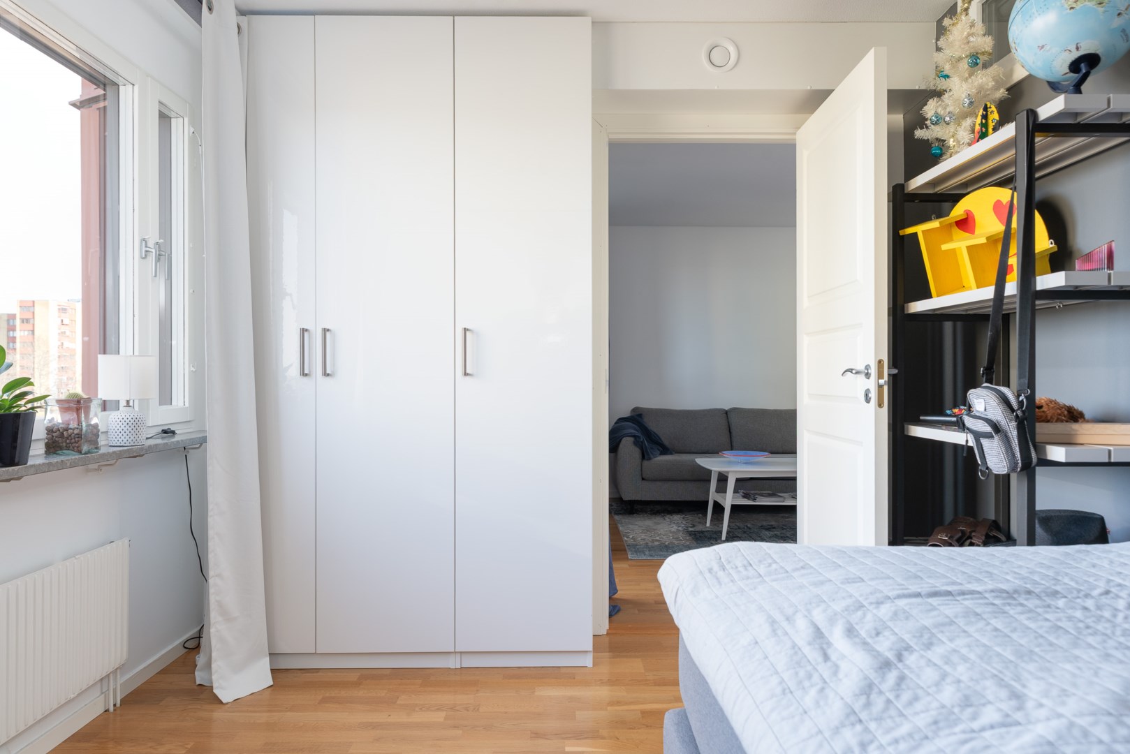 Bostadsbild från Släggkastargatan 5, Såld i Rönnby, Västerås