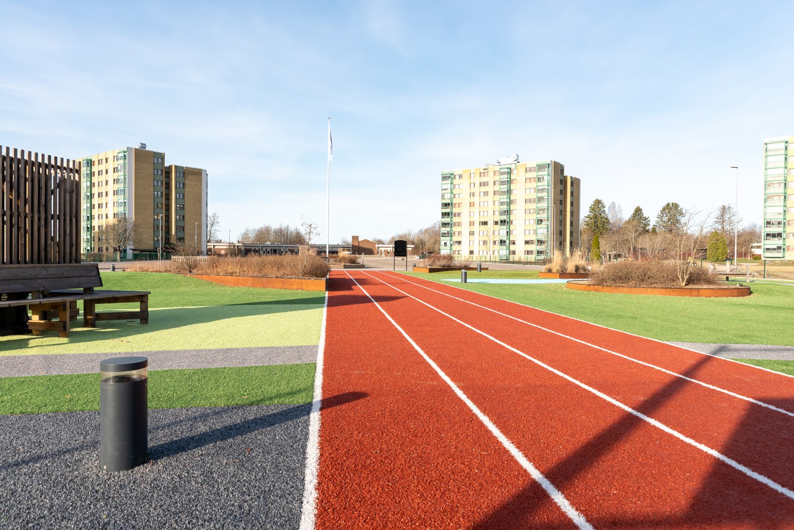 Bostadsbild från Släggkastargatan 5, Såld i Rönnby, Västerås