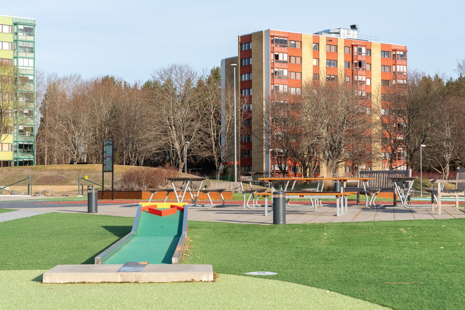 Bostadsbild från Släggkastargatan 5, Såld i Rönnby, Västerås