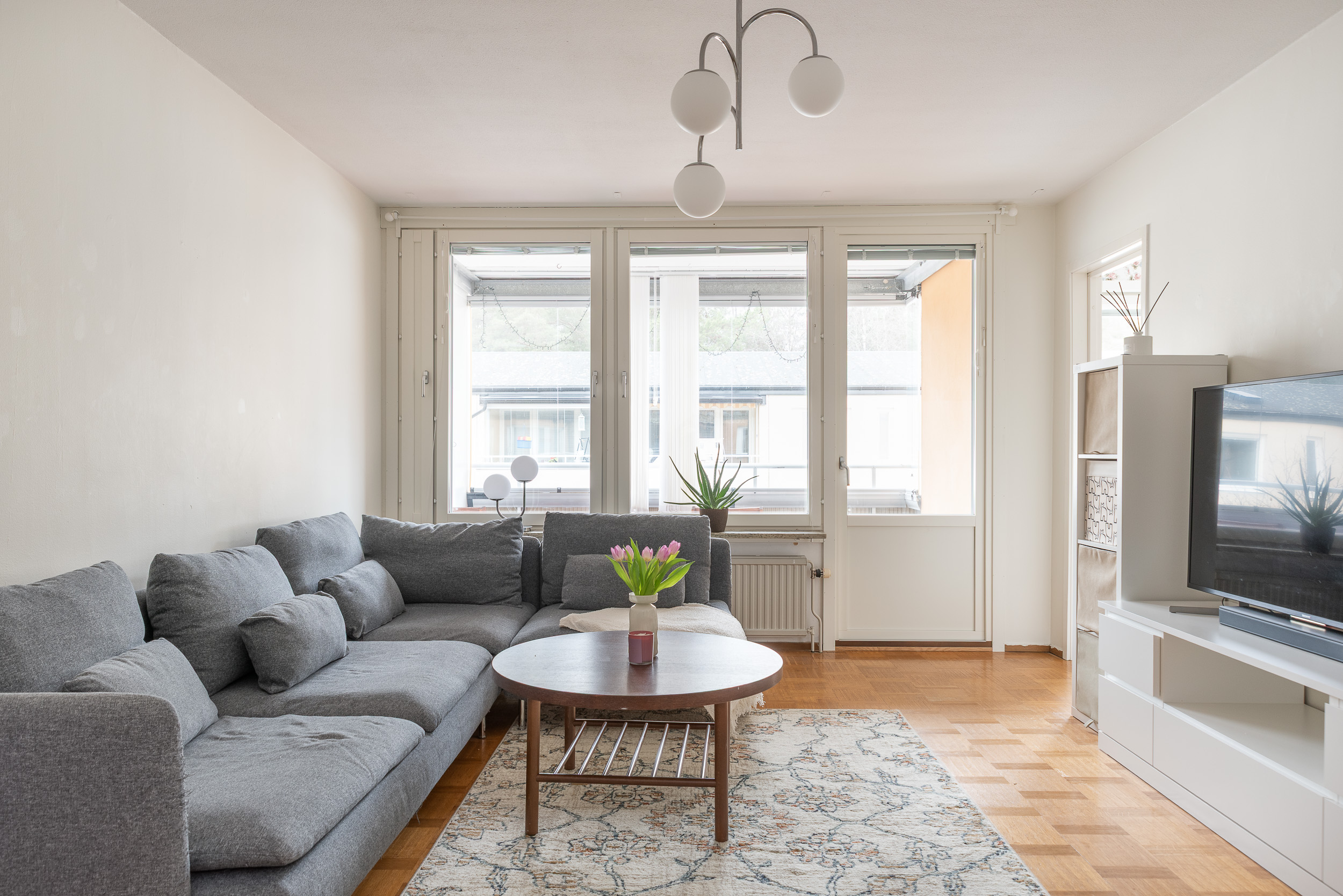 Bostadsbild från Ringduvegatan 141, Såld i Råby, Västerås