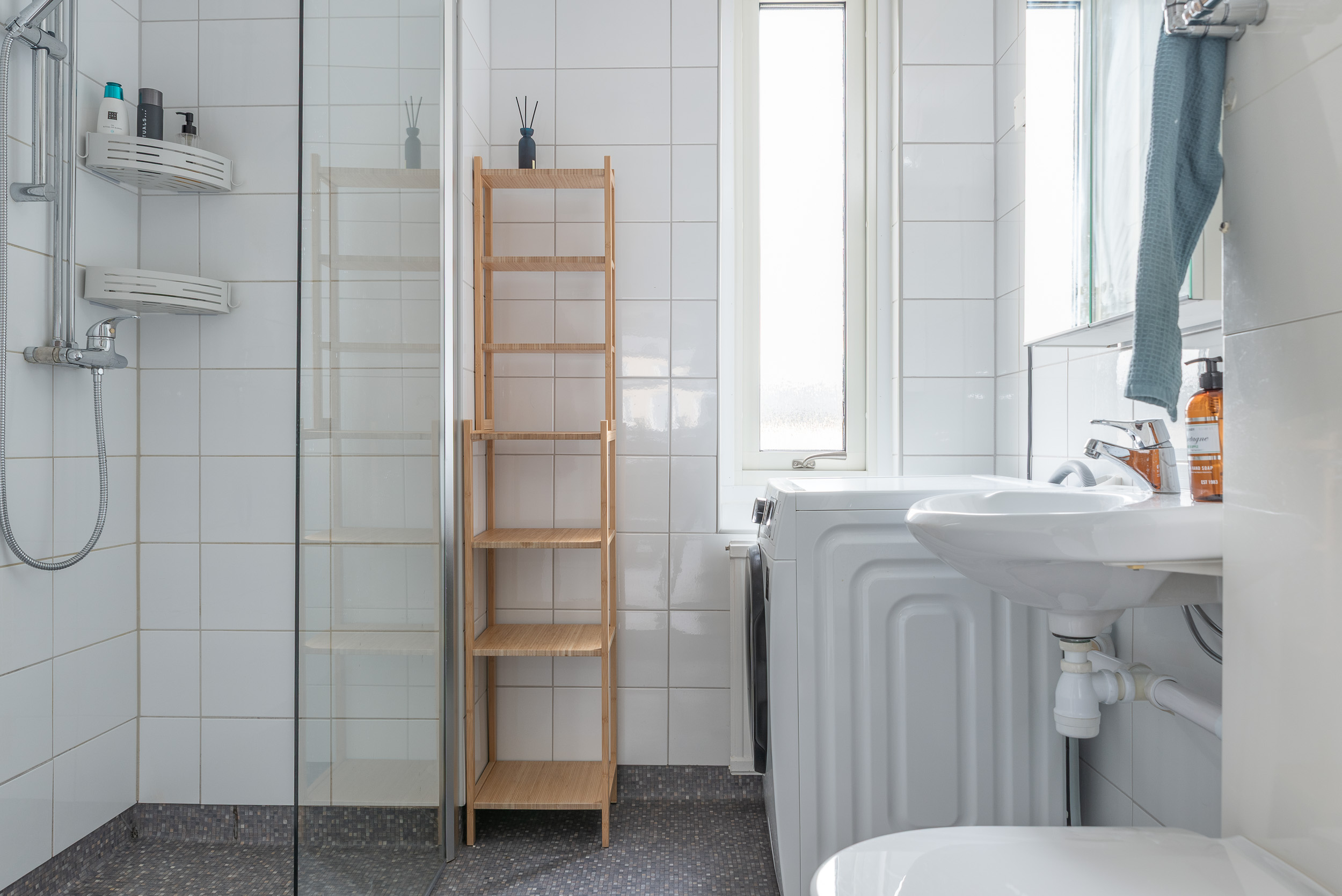 Bostadsbild från Ringduvegatan 141, Såld i Råby, Västerås