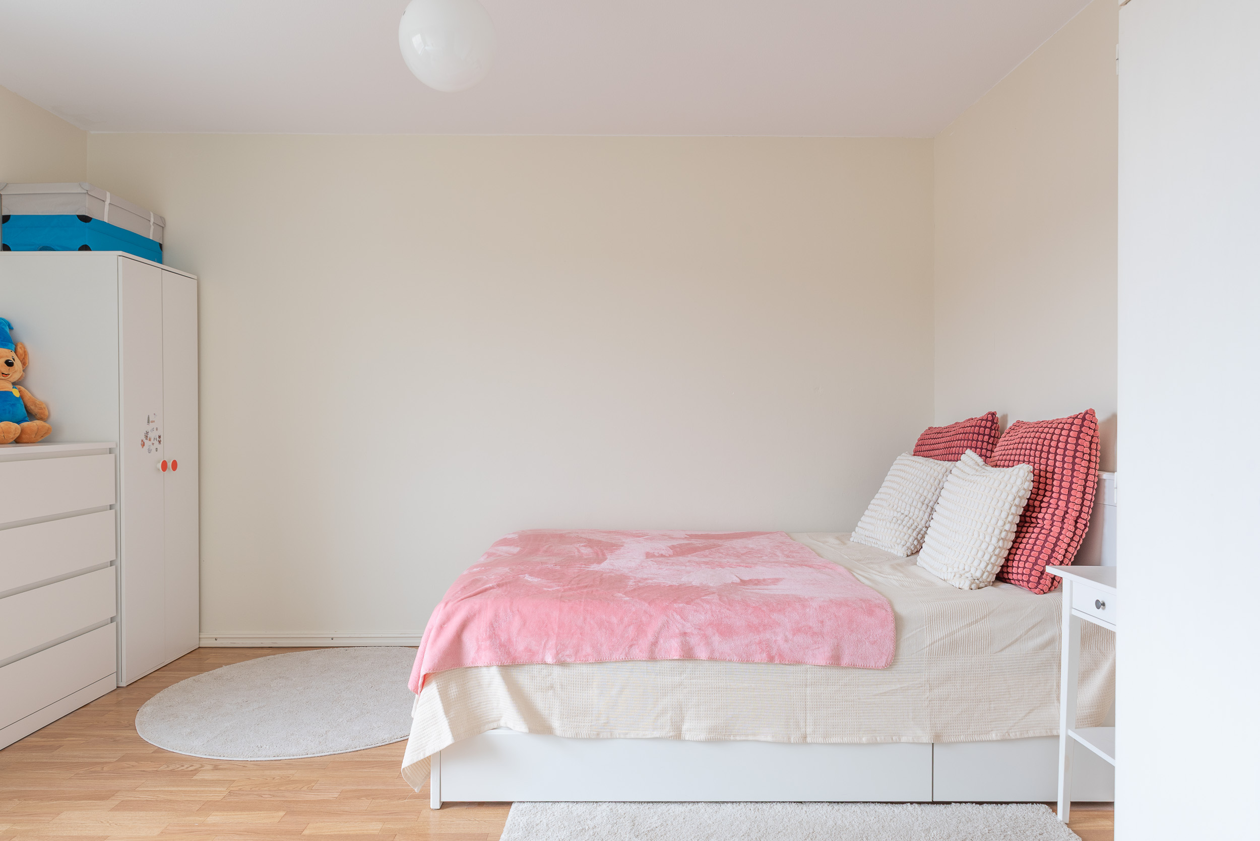 Bostadsbild från Ringduvegatan 141, Såld i Råby, Västerås