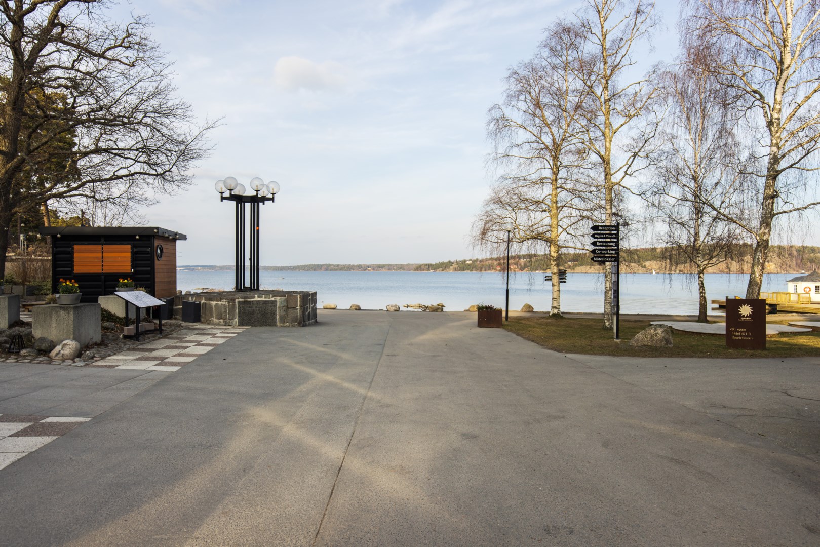 Bostadsbild från Ljuskärrsvägen 64, Såld i Ljuskärrsberget - Saltsjöbaden, Nacka