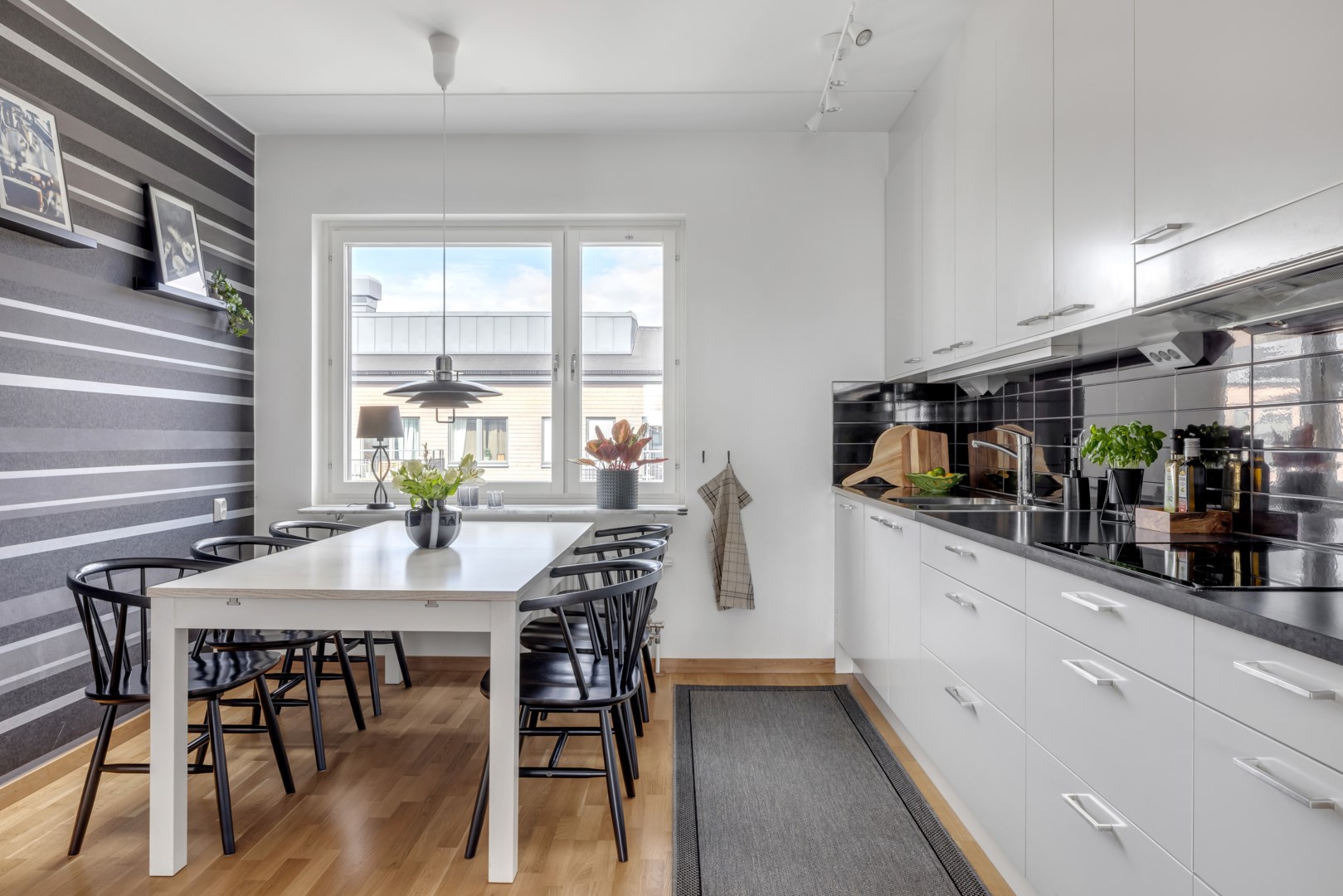 Bostadsbild från Portalgatan 99, Såld i Kapellgärdet, Uppsala