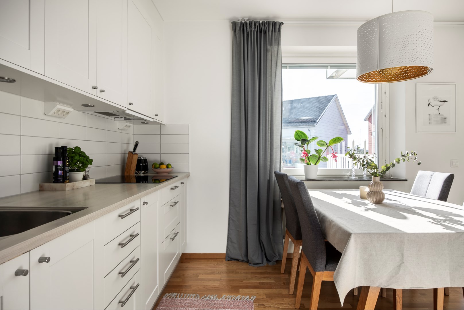 Bostadsbild från Hedenströms väg 13, 4 tr, Såld i Tollare, Nacka