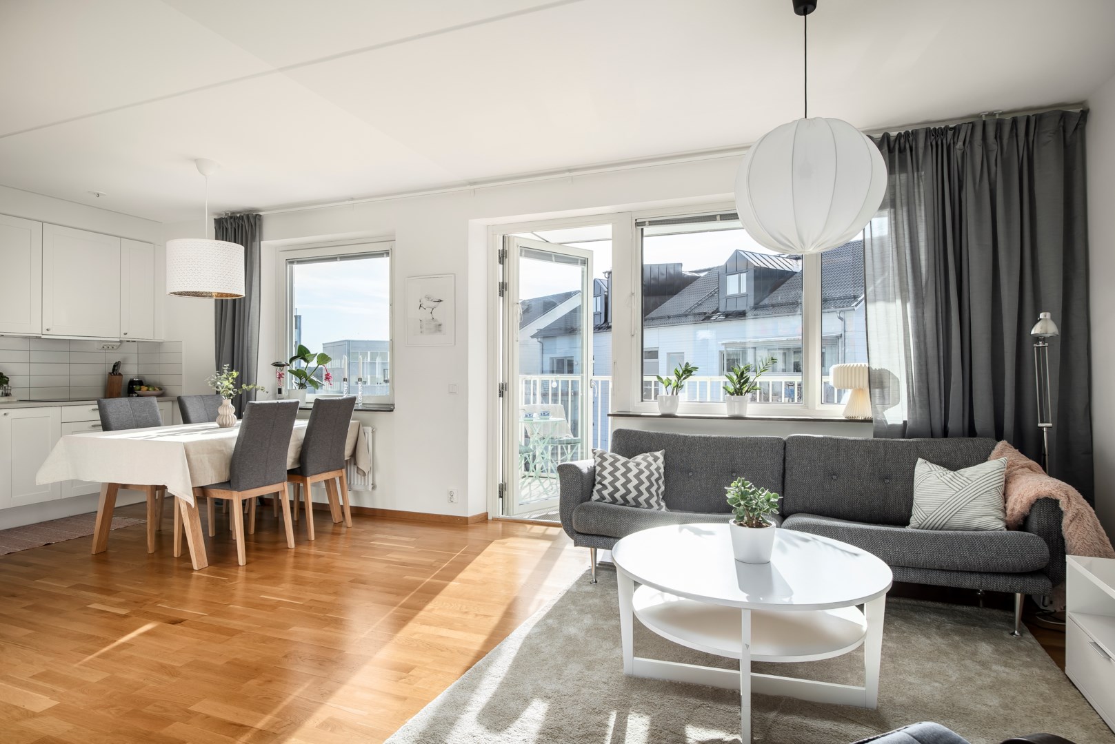 Bostadsbild från Hedenströms väg 13, 4 tr, Såld i Tollare, Nacka