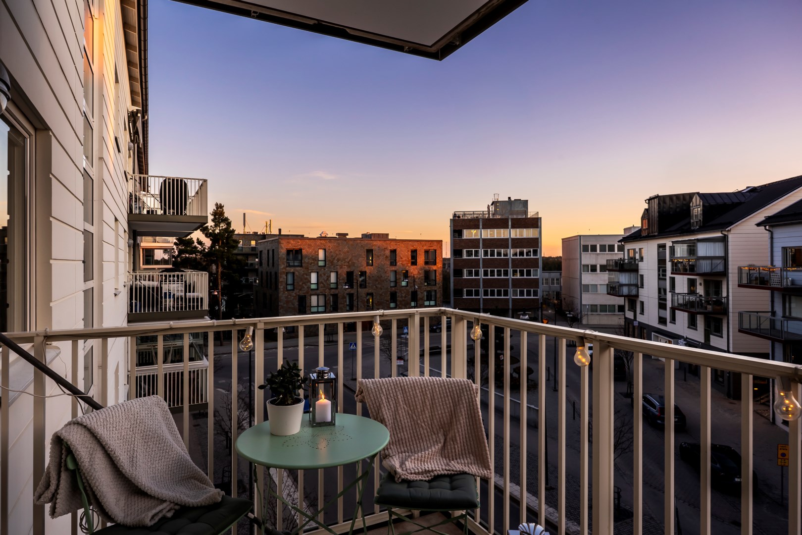 Bostadsbild från Hedenströms väg 13, 4 tr, Såld i Tollare, Nacka