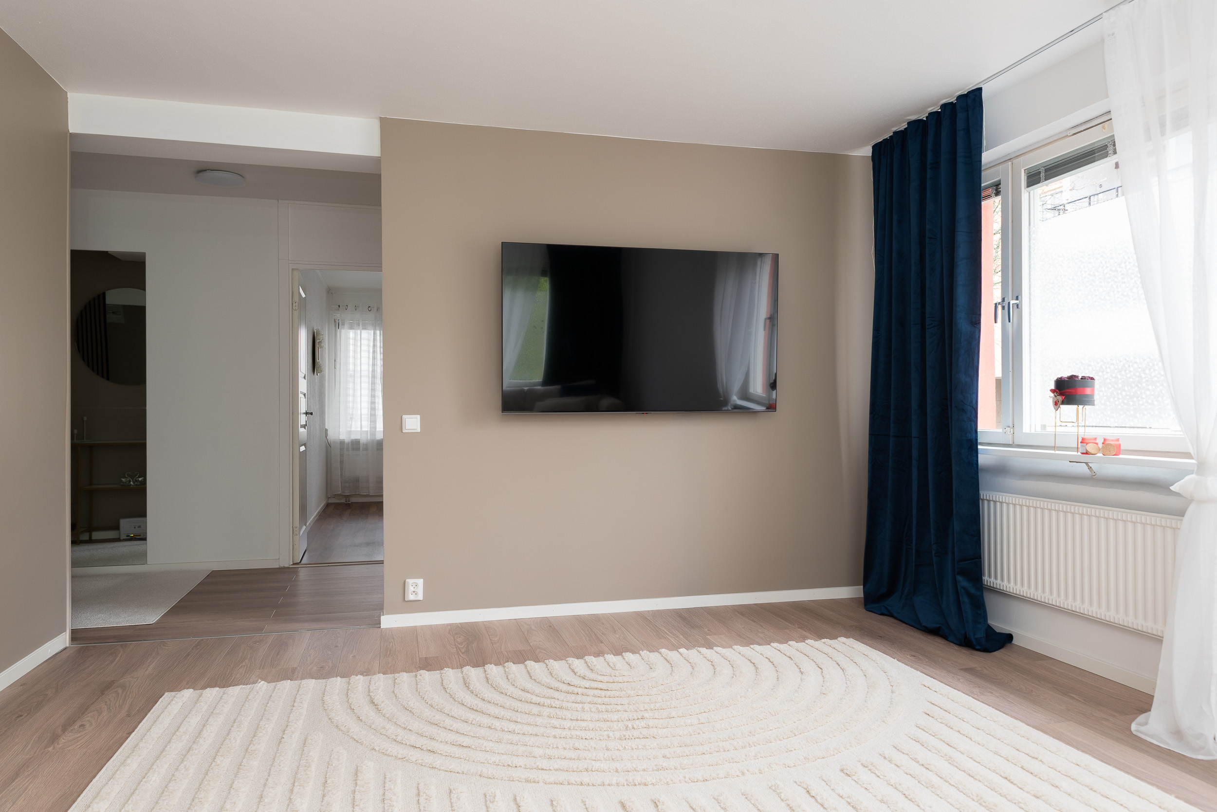 Bostadsbild från Kungsfågelgatan 13, Såld i Råby, Västerås