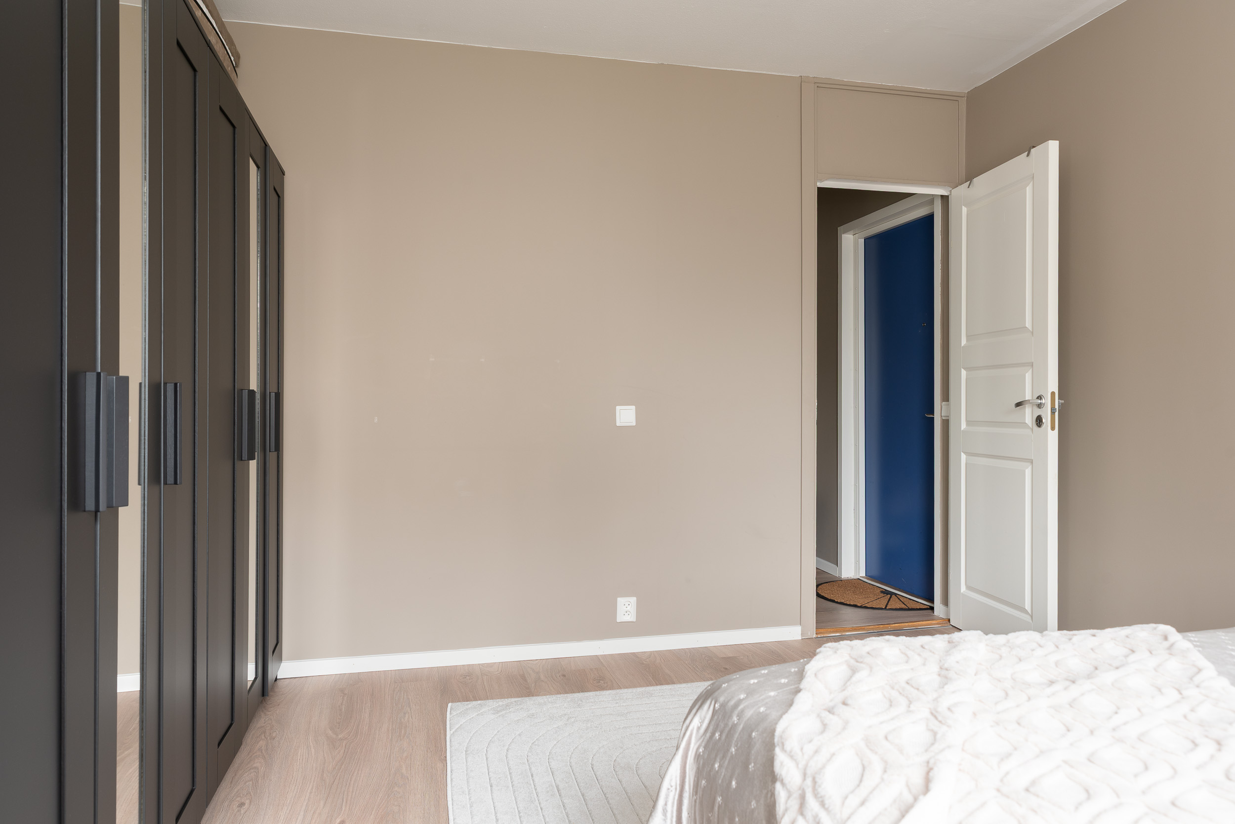 Bostadsbild från Kungsfågelgatan 13, Såld i Råby, Västerås