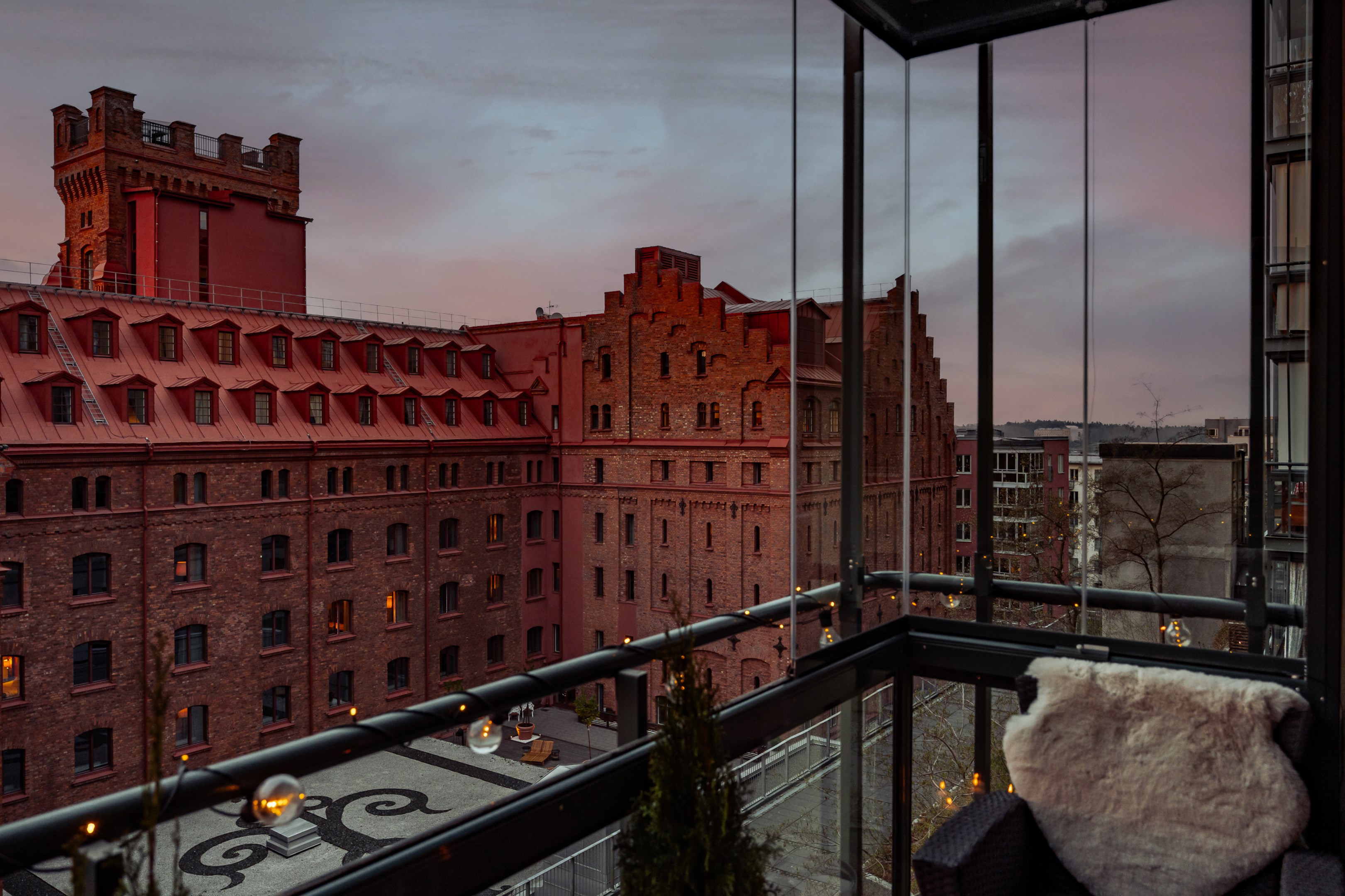 Bostadsbild från Sjökvarnsbacken 6, Såld i Saltsjöqvarn, Nacka