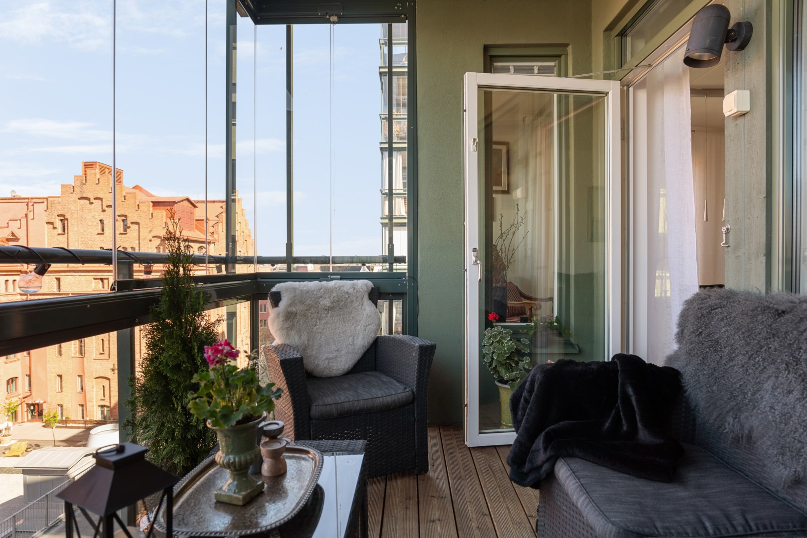 Bostadsbild från Sjökvarnsbacken 6, Såld i Saltsjöqvarn, Nacka