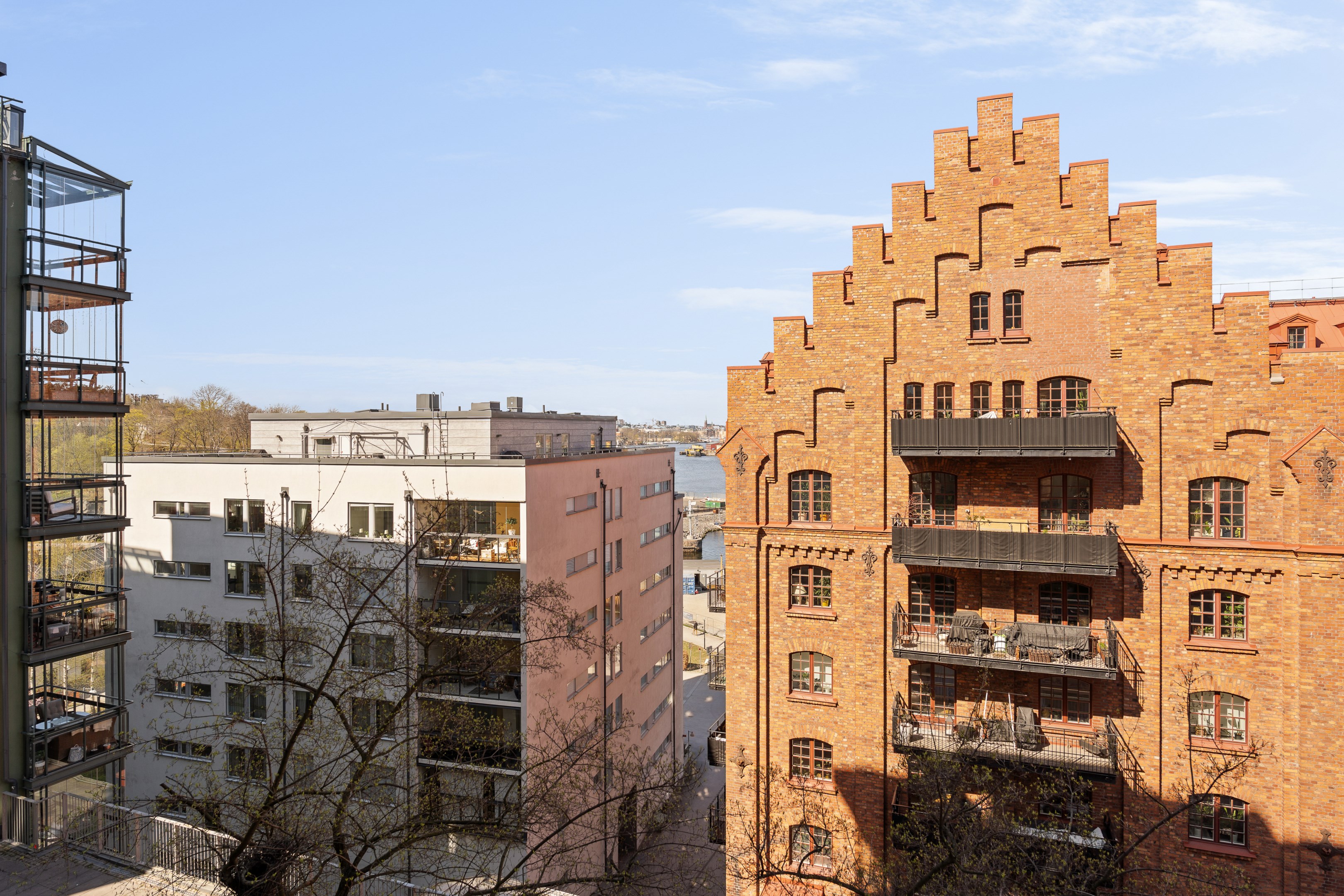 Bostadsbild från Sjökvarnsbacken 6, Såld i Saltsjöqvarn, Nacka