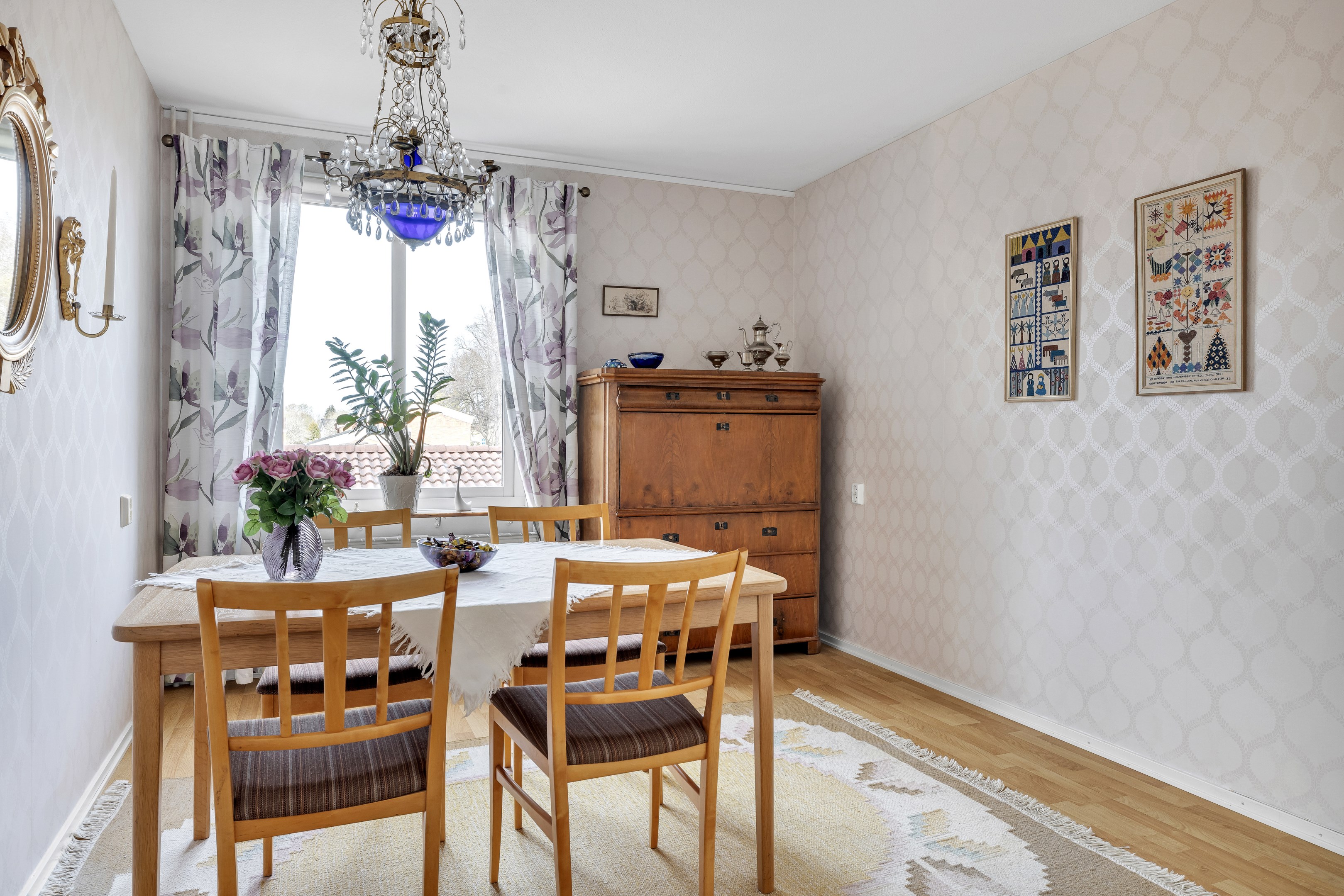 Bostadsbild från Orvars väg 25, Såld i Gamla Uppsala, Uppsala