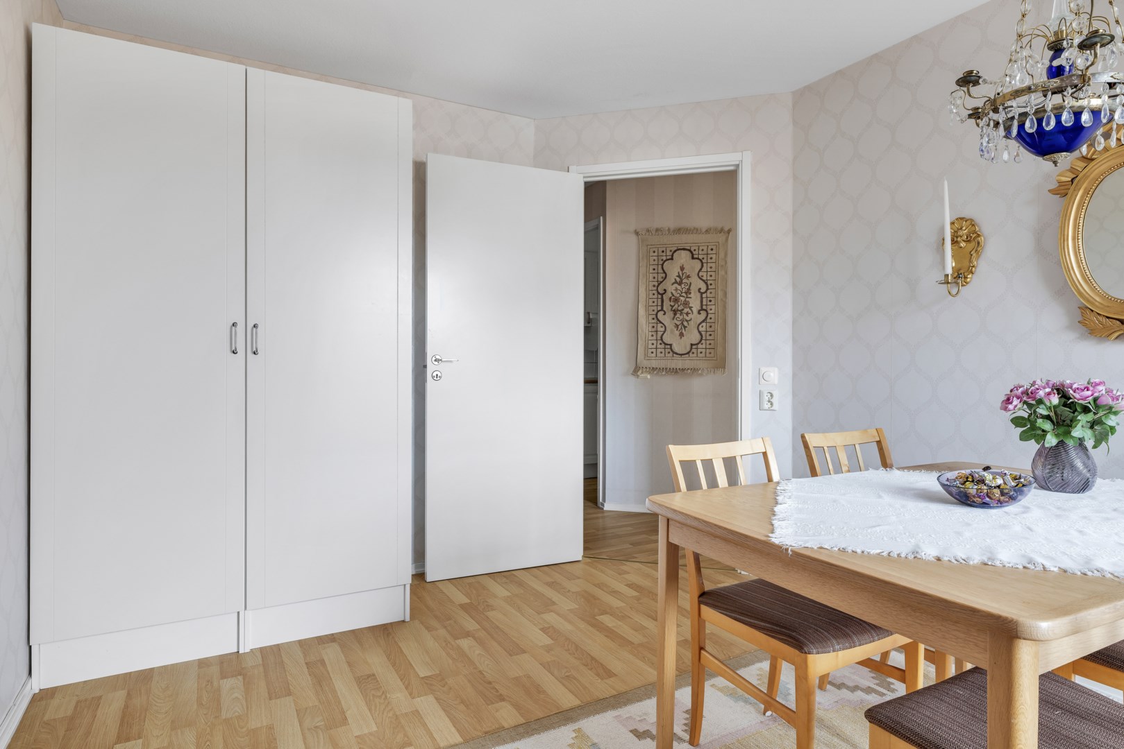 Bostadsbild från Orvars väg 25, Såld i Gamla Uppsala, Uppsala