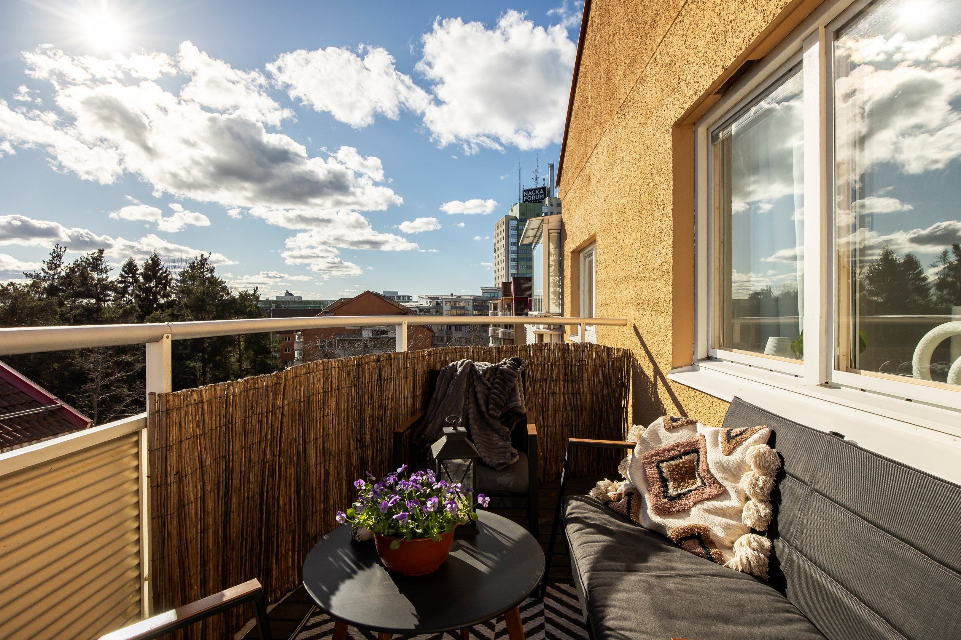 Bostadsbild från Serenadvägen 22, Såld i Nacka Forum, Nacka