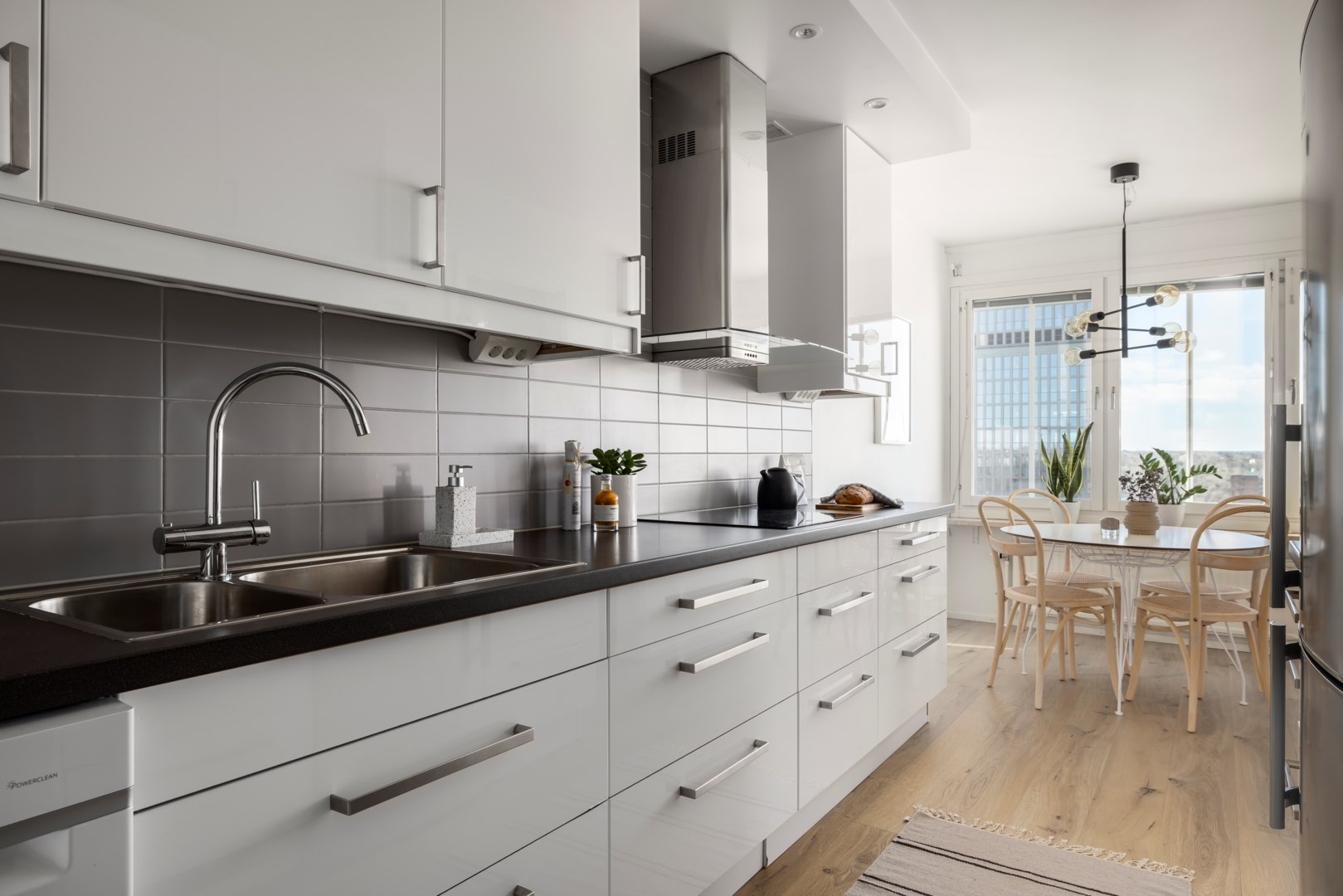 Bostadsbild från Alphyddevägen 67, Såld i Sickla, Nacka