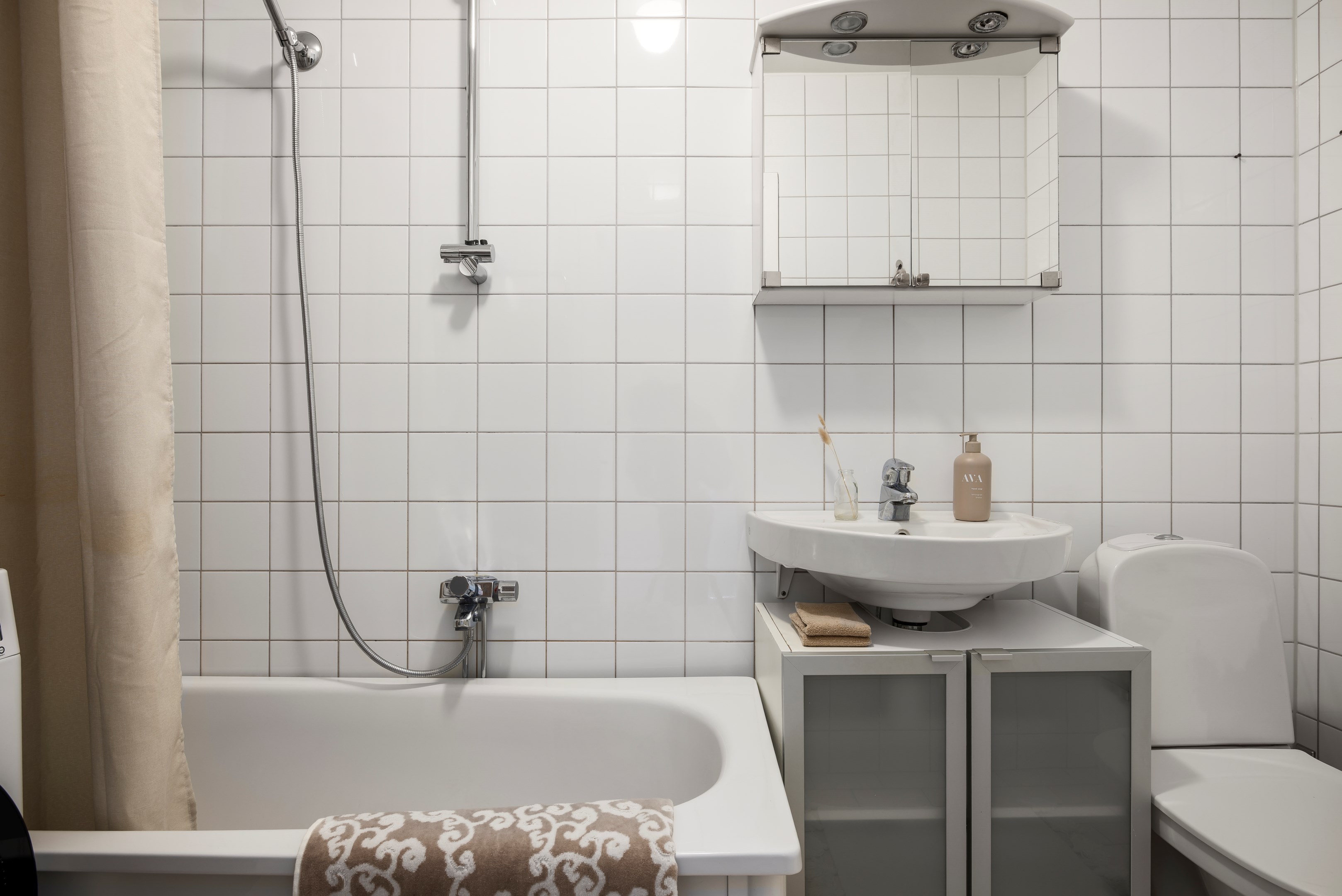 Bostadsbild från Alphyddevägen 67, Såld i Sickla, Nacka