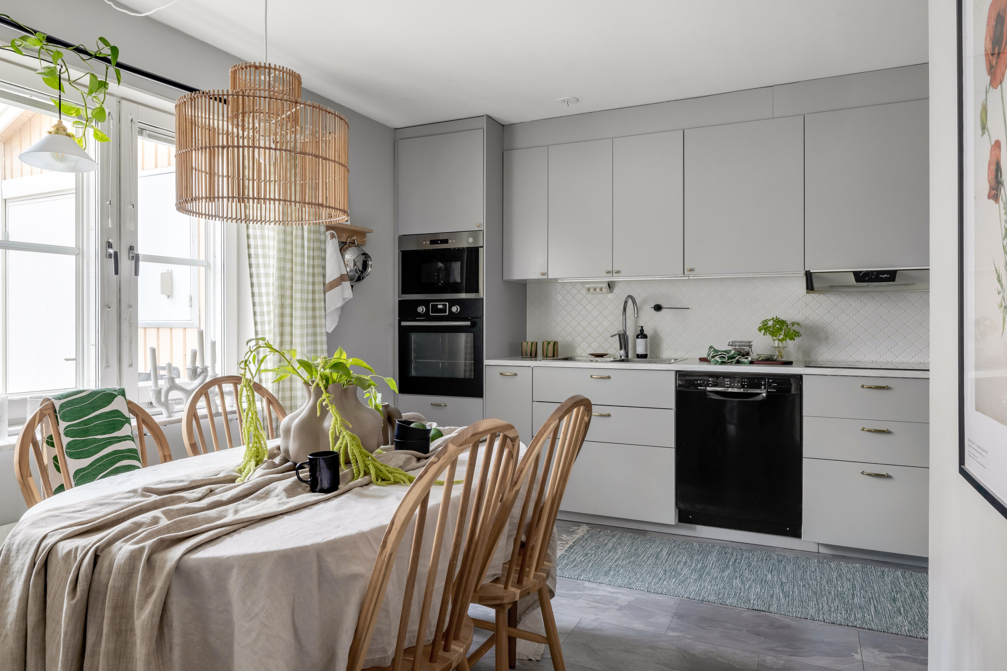 Bostadsbild från Ölandsresan 130, Såld i Sävja, Uppsala