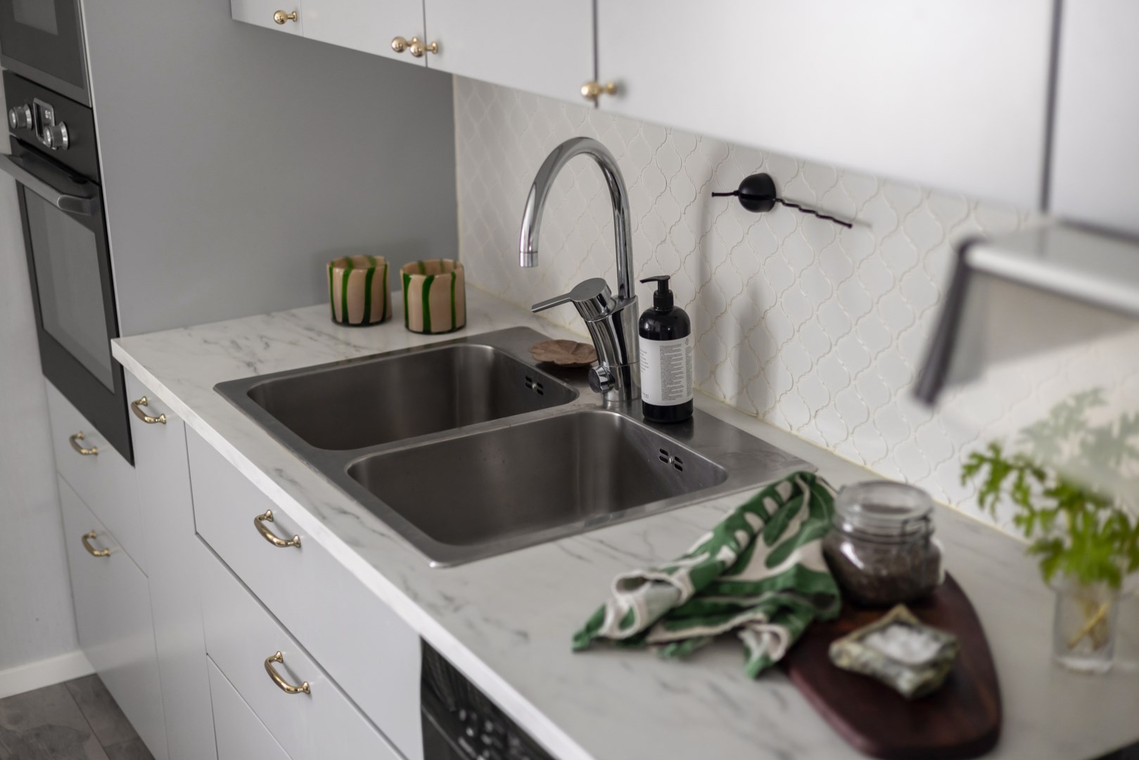 Bostadsbild från Ölandsresan 130, Såld i Sävja, Uppsala