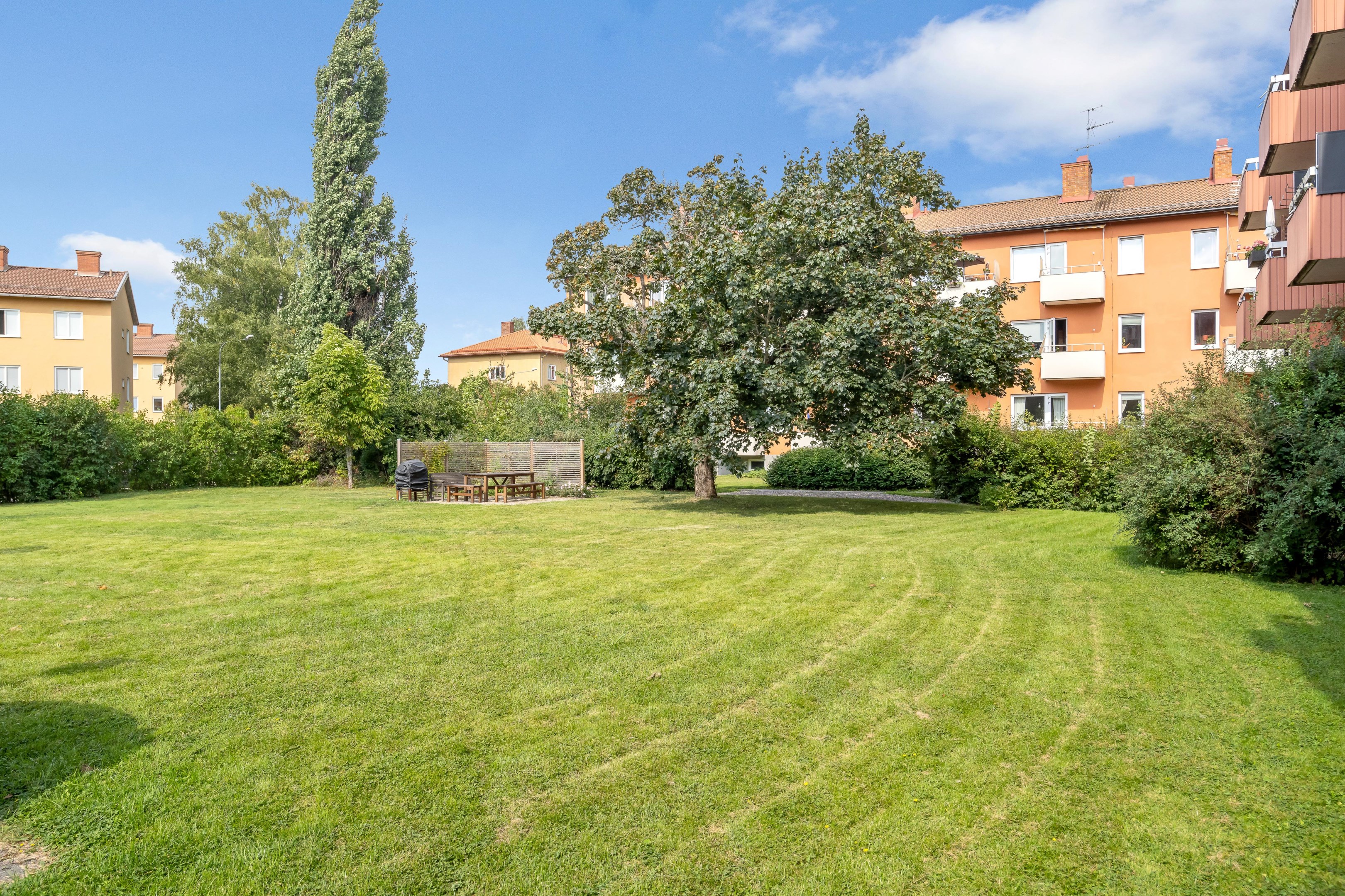 Bostadsbild från Svartbäcksgatan 74B, Såld i Svartbäcken, Uppsala