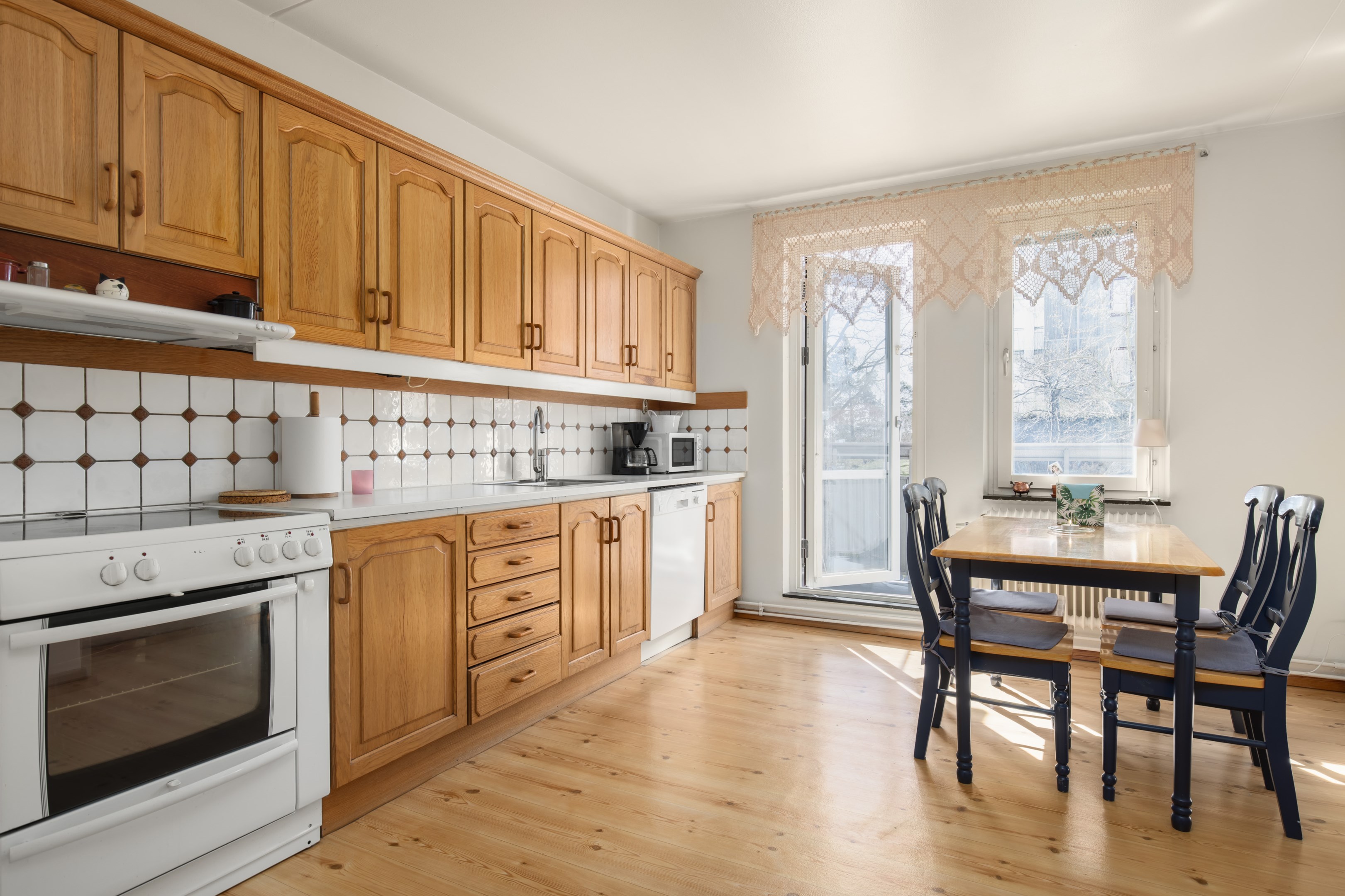 Bostadsbild från Utövägen 5, Såld i Västra Orminge, Nacka