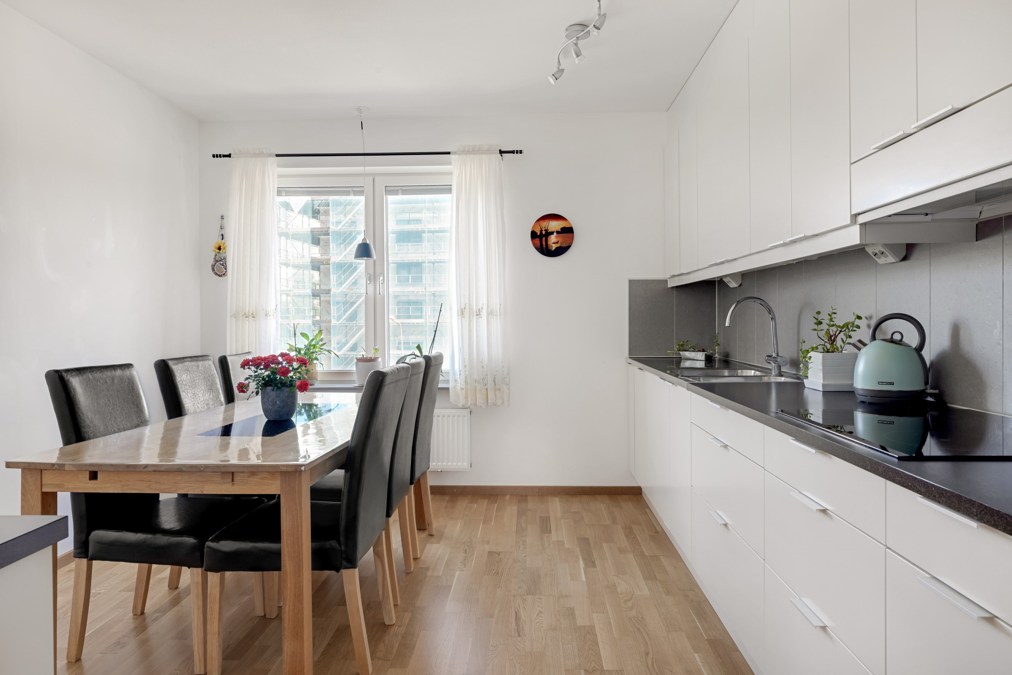 Bostadsbild från Torngatan 14, Till salu i Kapellgärdet, Uppsala